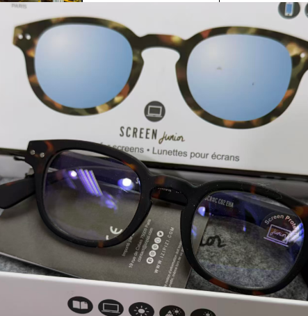 GE260410-P50-防藍光眼鏡-方形粗框琥珀色-兒童款-3760247690156-SCREEN #C(JONIOR)