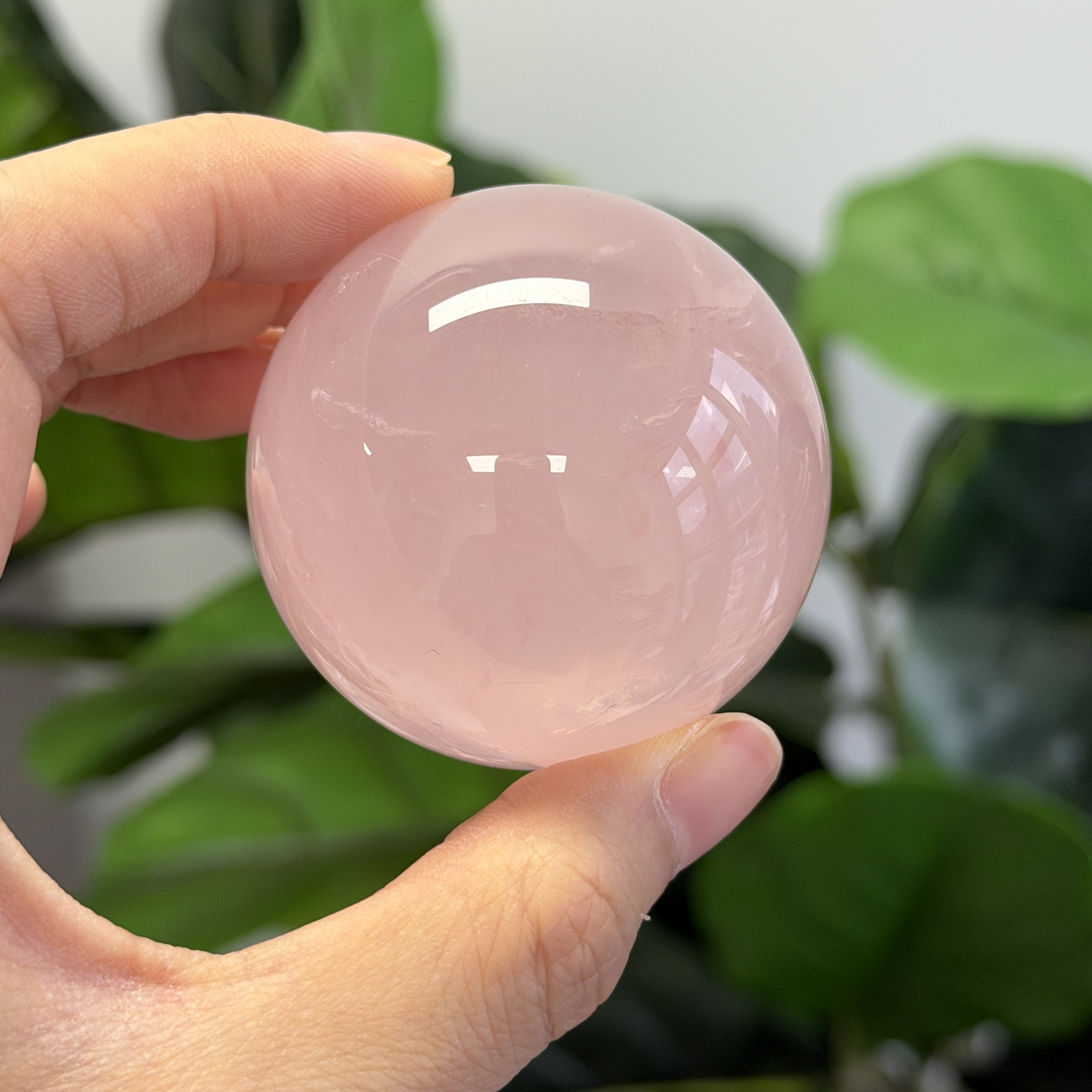 高級數粉晶球 5.1cm MP1724