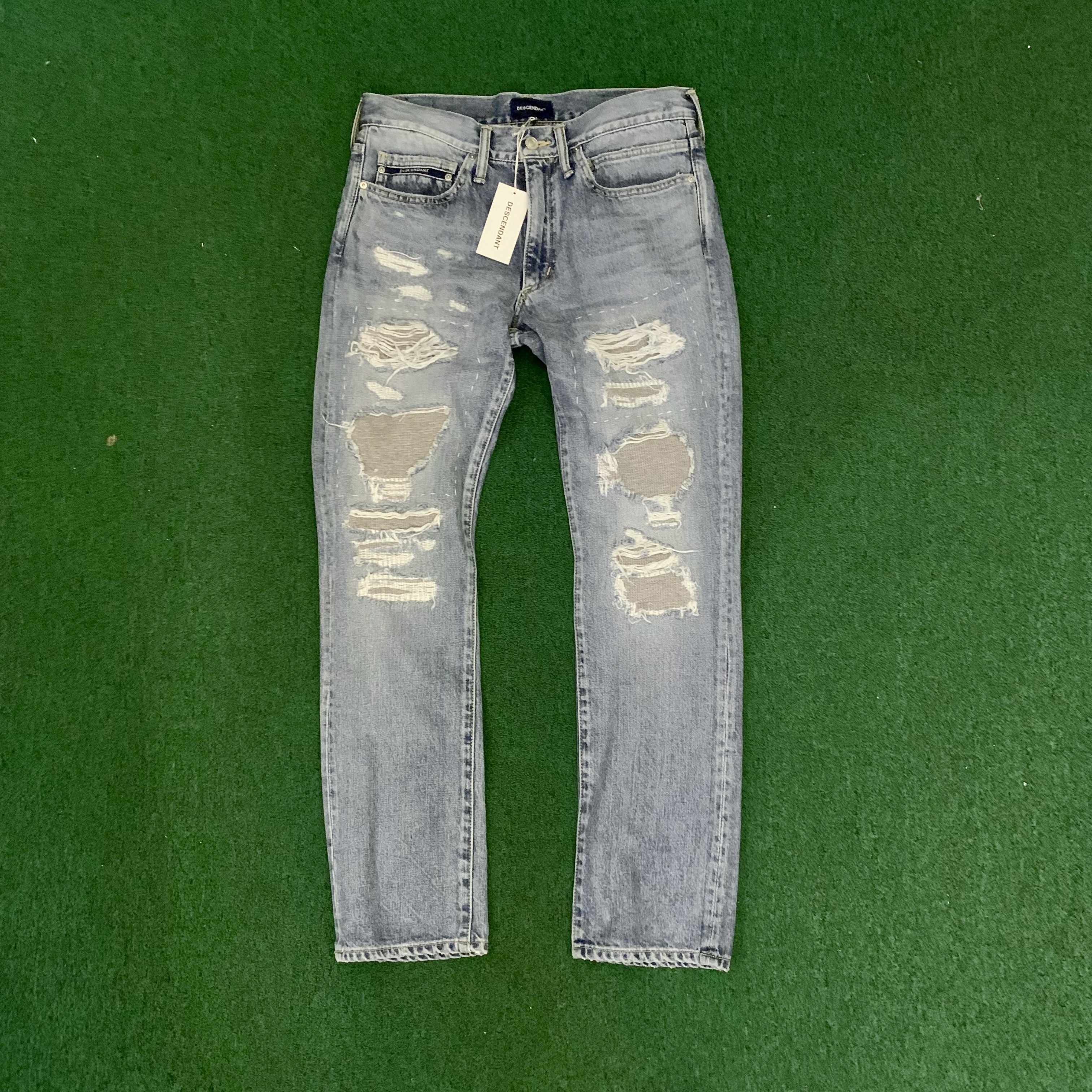 LAST SALE: DESCENDANT DIN 4 HARD DAMAGED SLIM FIT JEANS - IN STOCK NOW (現貨發售中)