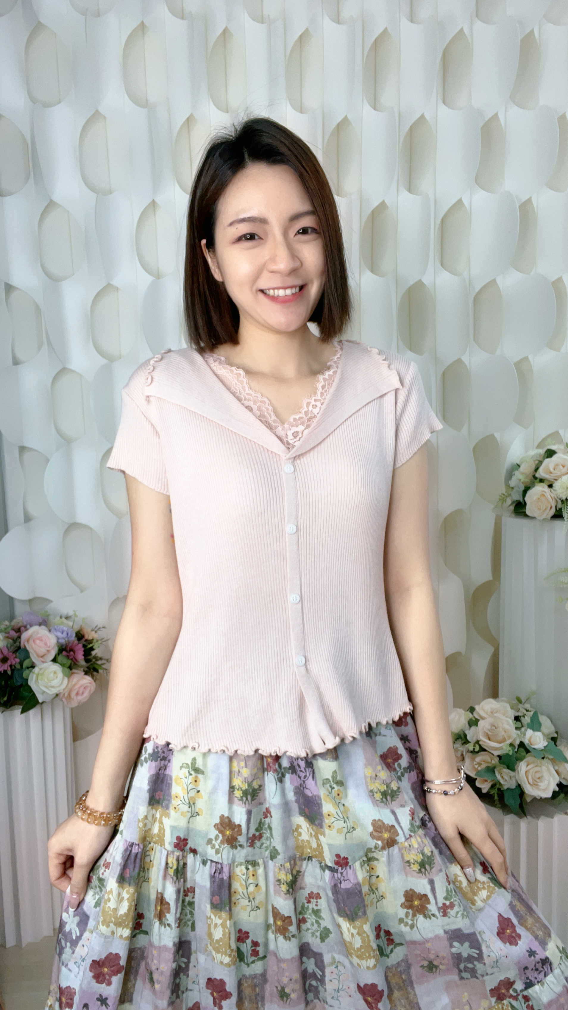 V領LACE反領線仔上衣(胸34-52 腰30-44 長20吋)56537 #1004clo