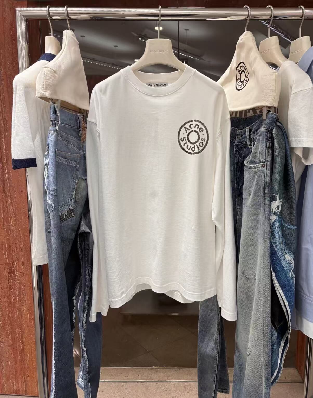 ACNE 圖形徽章 圖案 長袖 Tee