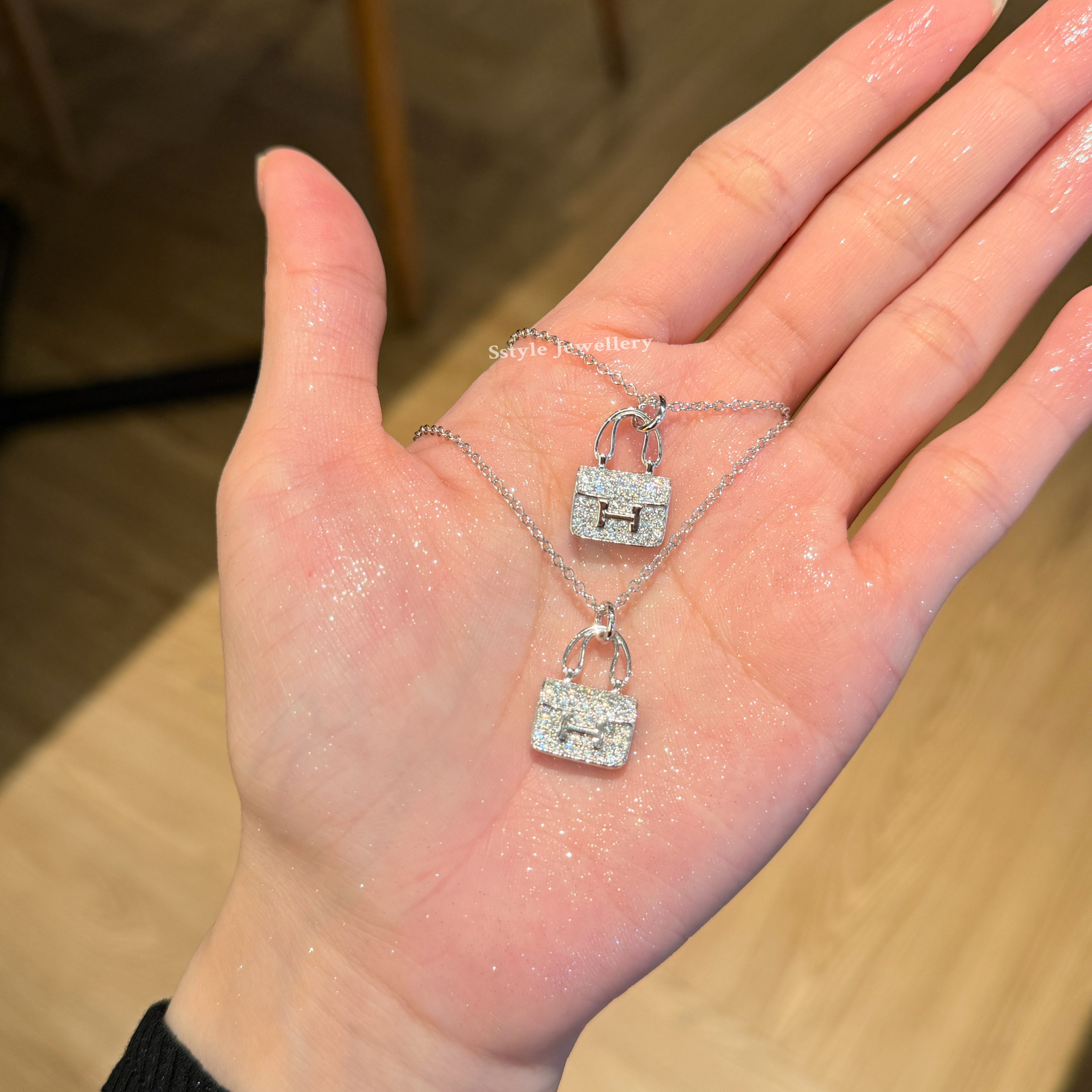 Hera Moissanite necklace