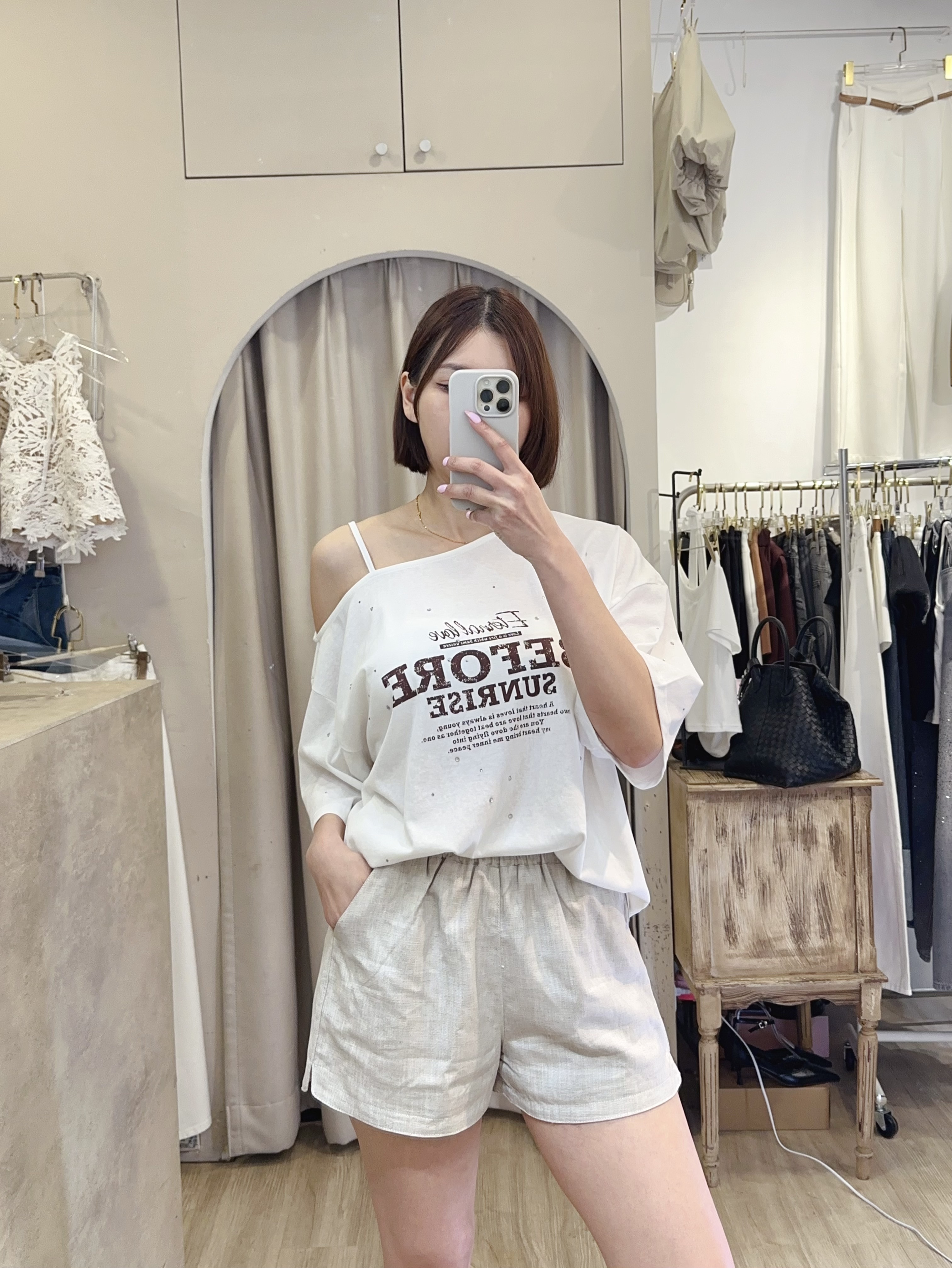斜肩鑽鑽寬鬆ＴＥＥ