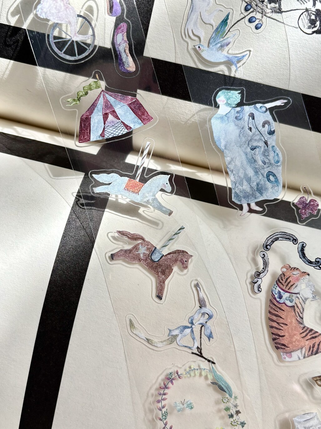 Pion．魔境  3.5cm割型亮面PET膠帶 <整捲/分裝>