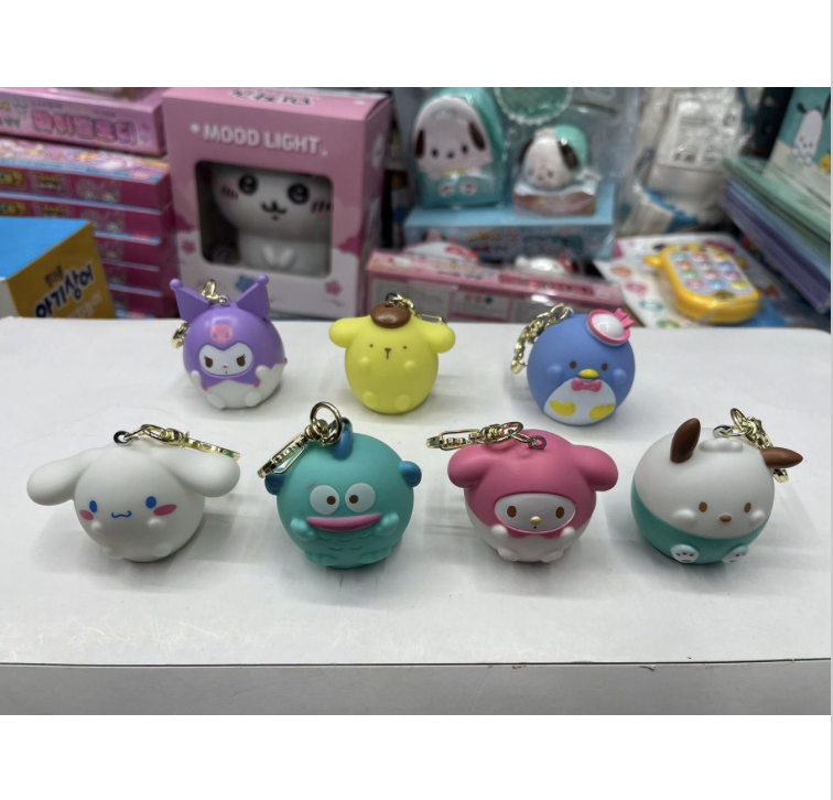 sanrio characters 發光公仔鎖匙扣-款式隨機發放