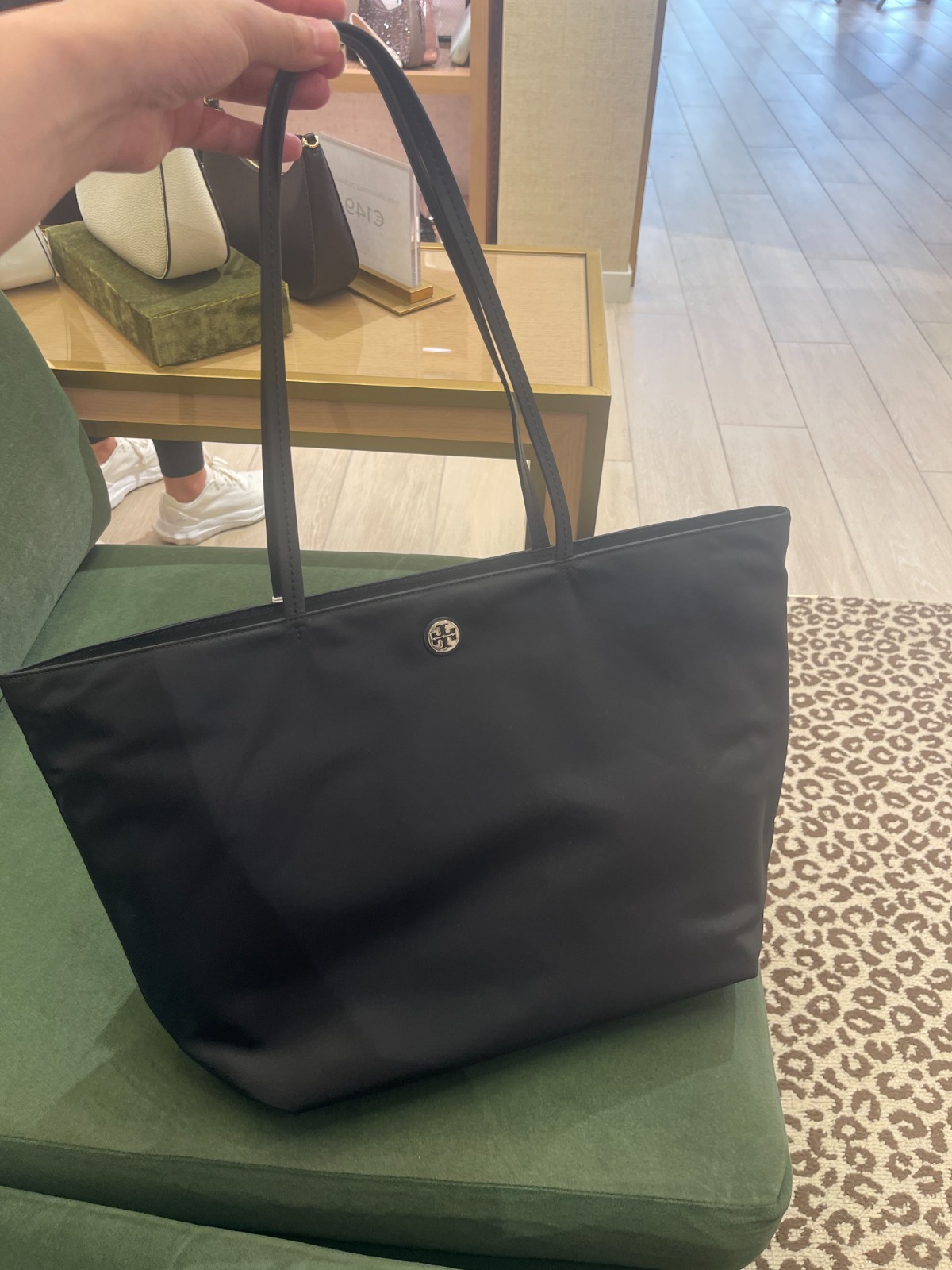 LYS01524 Tory Burch 尼龍輕身大Tote Bag