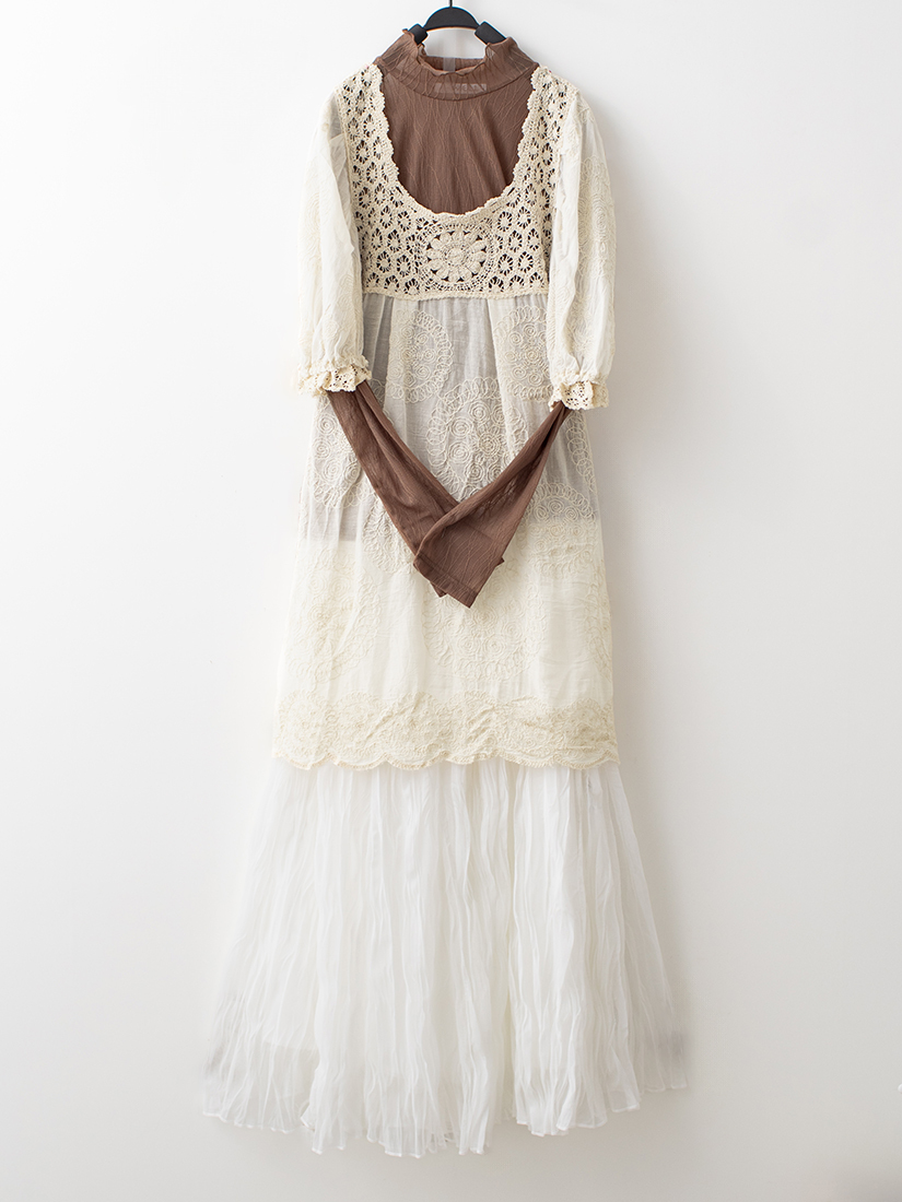 簍空繡花五分袖上衣透膚小立領內搭雙層柔紗長裙組合