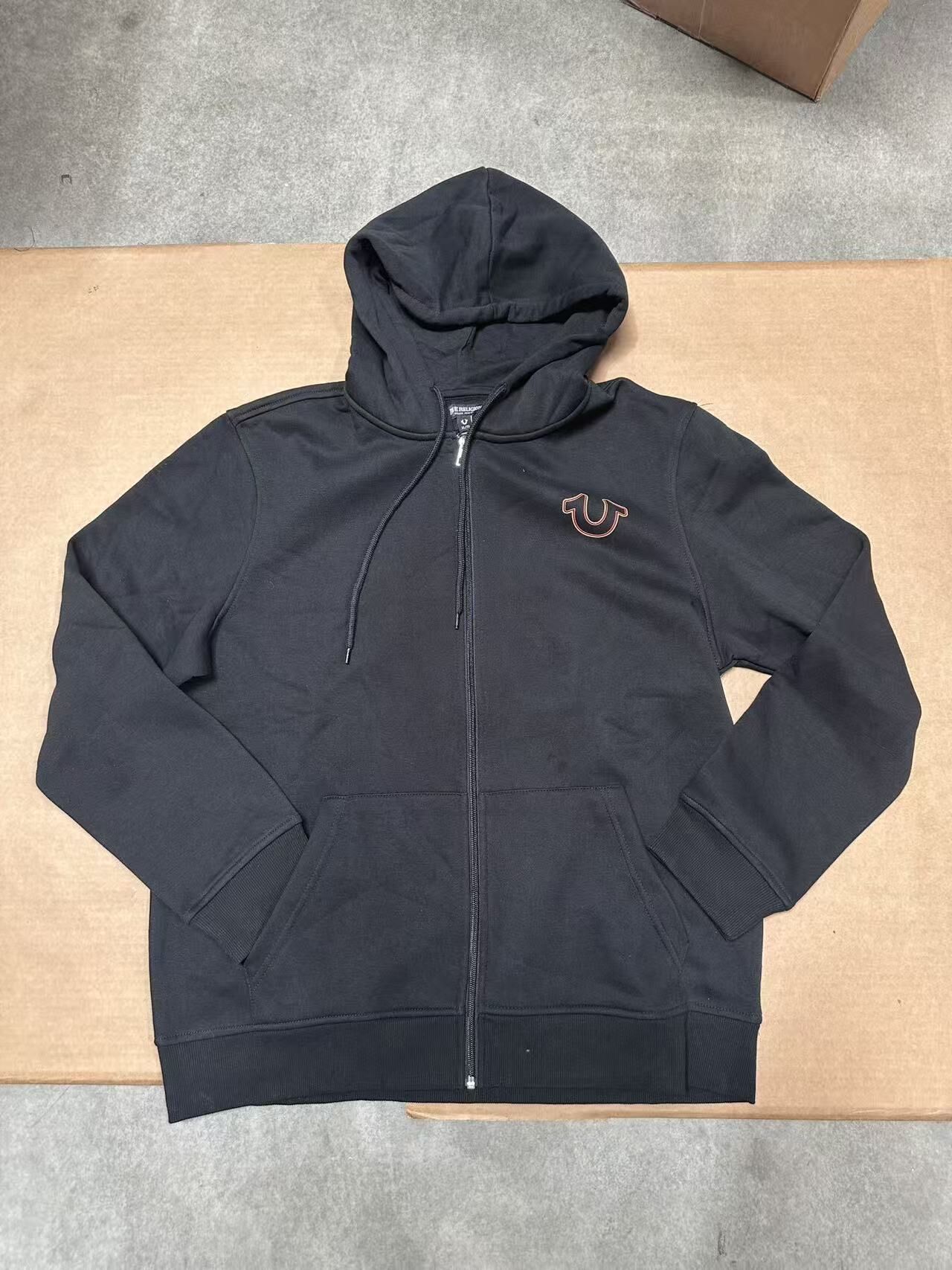 【現貨】True Religion H041130 黑色男士連帽拉鍊開襟衫