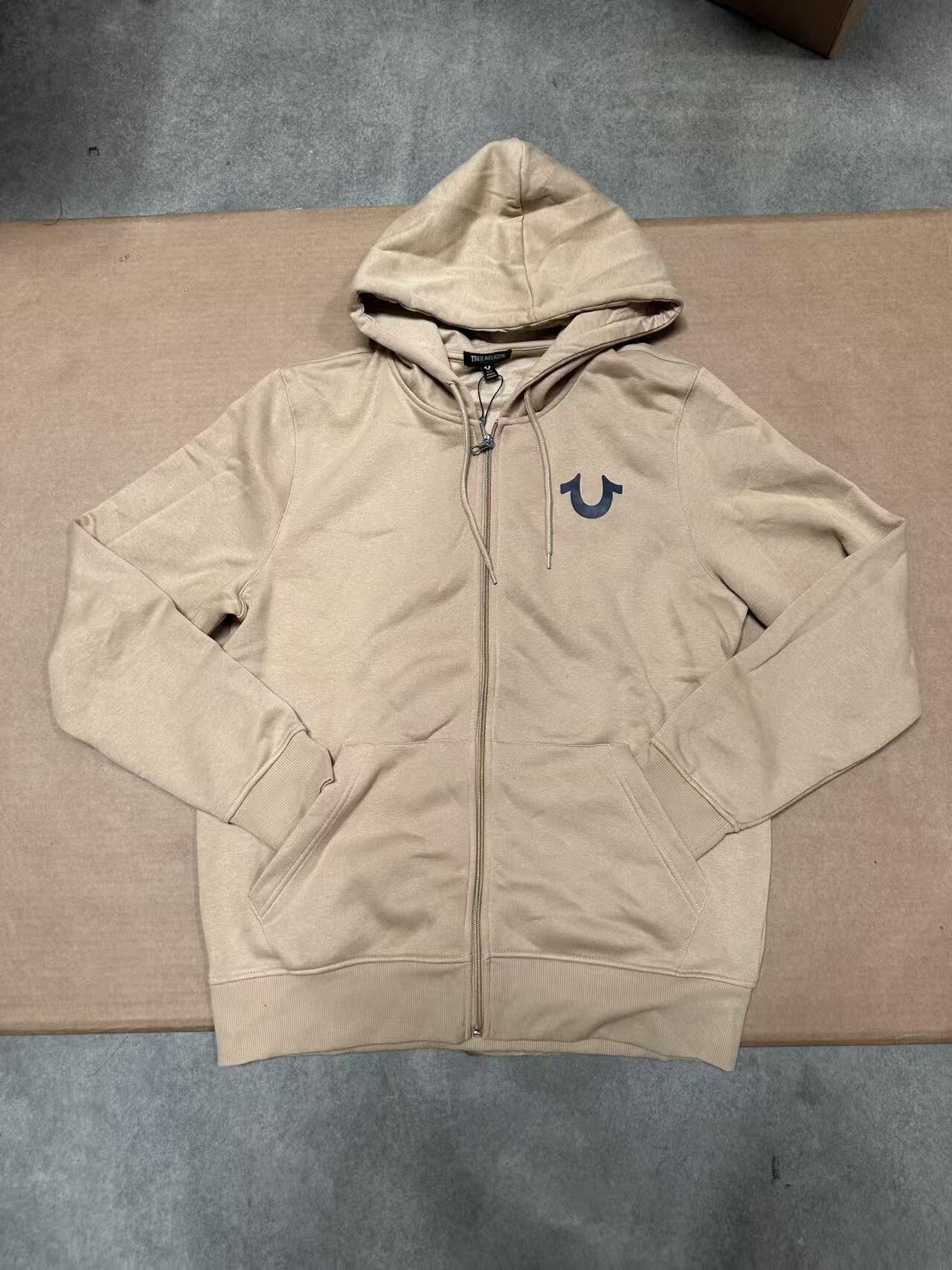 【現貨】True Religion H041131 卡其色男士連帽拉鍊開襟衫