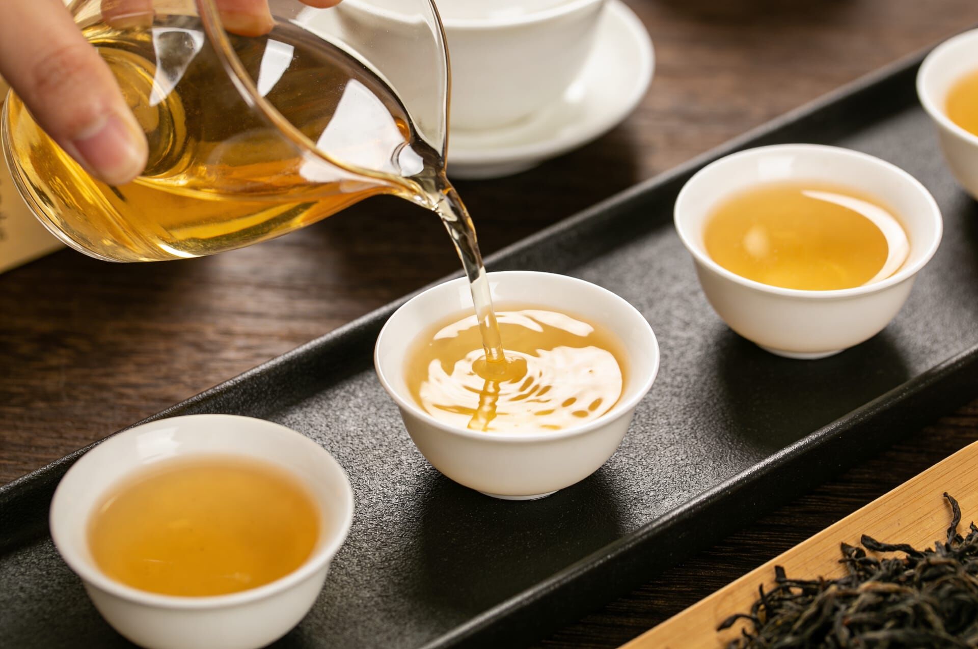 高山烏龍炭焙，甘醇焙韻層次豐富