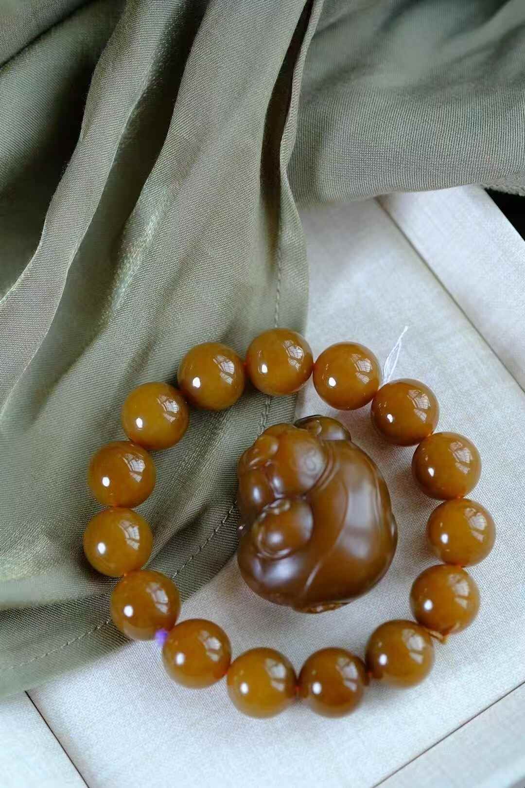 和田玉老糖料套装 (14mm直徑),天然和田玉軟玉