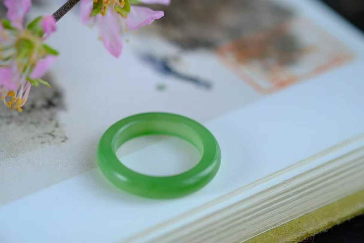 和田玉冰底蘋果綠指環 (圈口 15號),天然和田玉軟玉