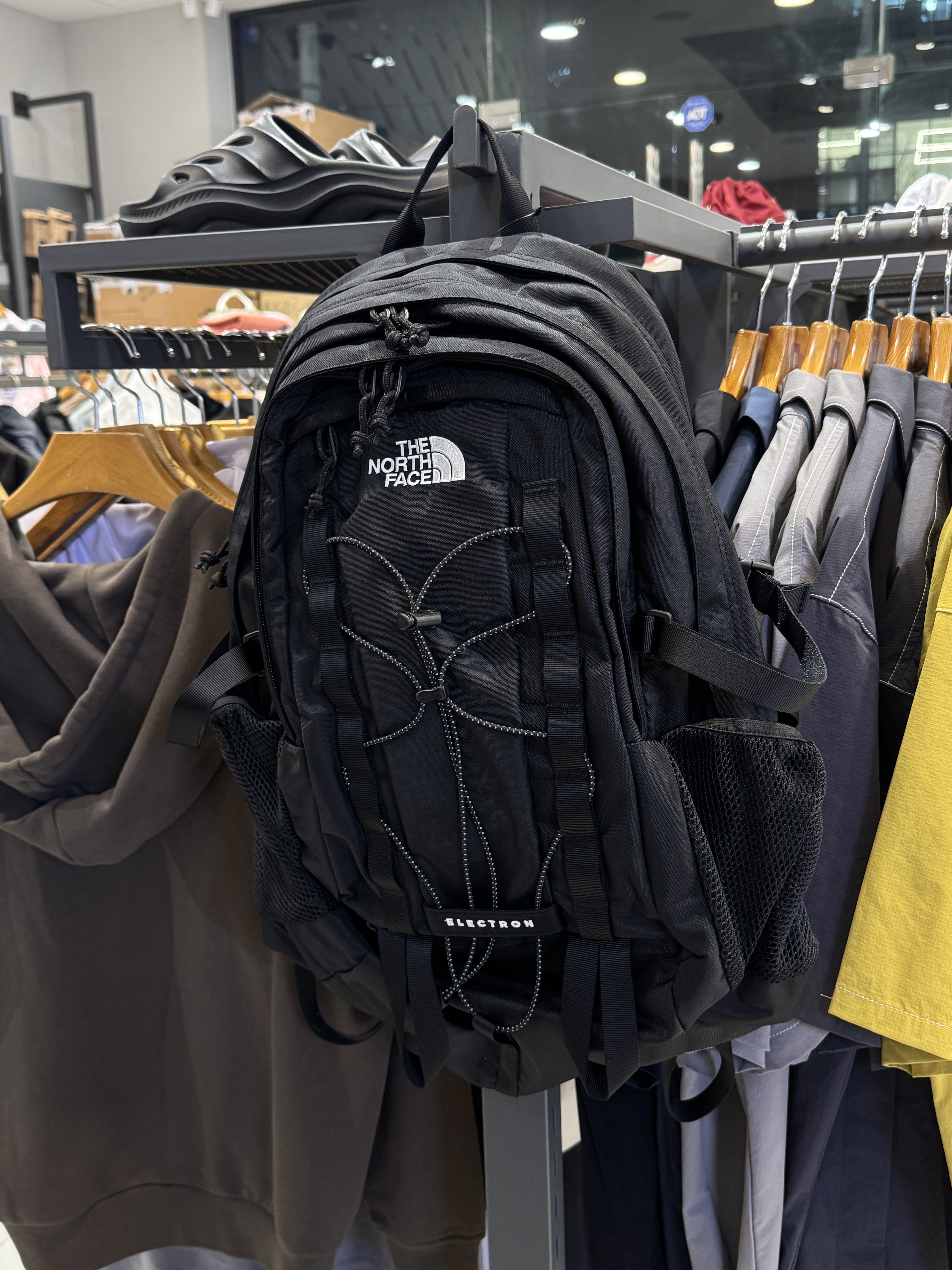 【 4/19收單 】The North Face ELECTRON 30 多功能大容量後背包 韓國