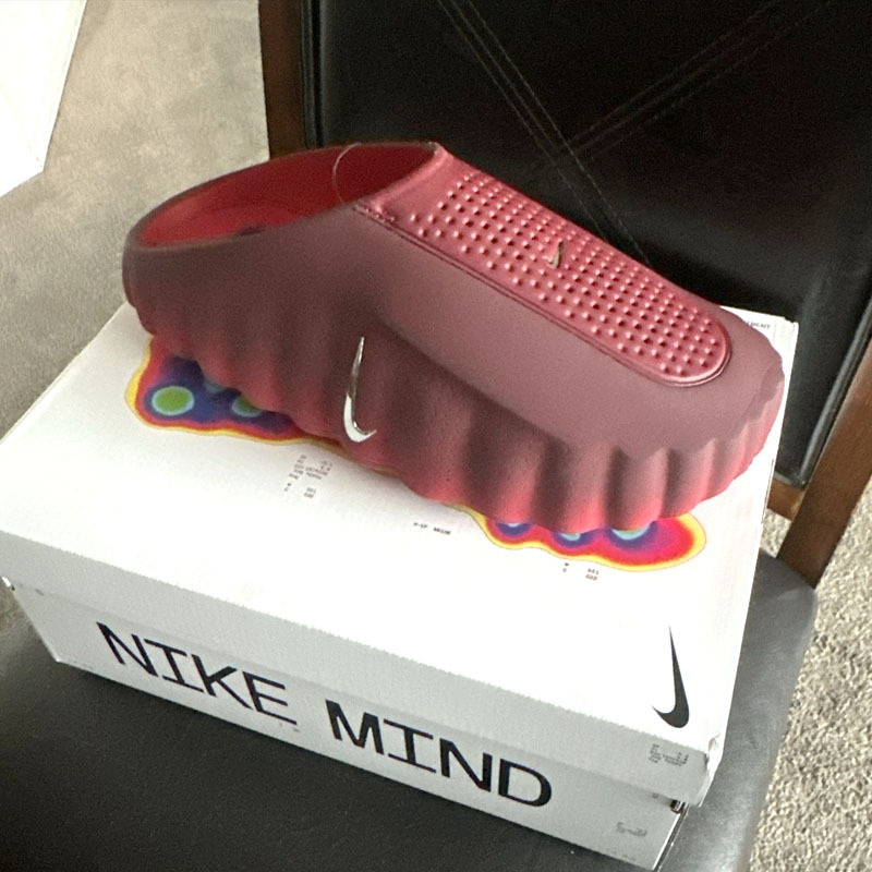 〈海外連線代購〉男女鞋 NIKE MIND 001 'Team Red' 紅色 科技 休閒 運動 賽前 穆勒鞋 拖鞋【HQ4307-601】REJUVEN8