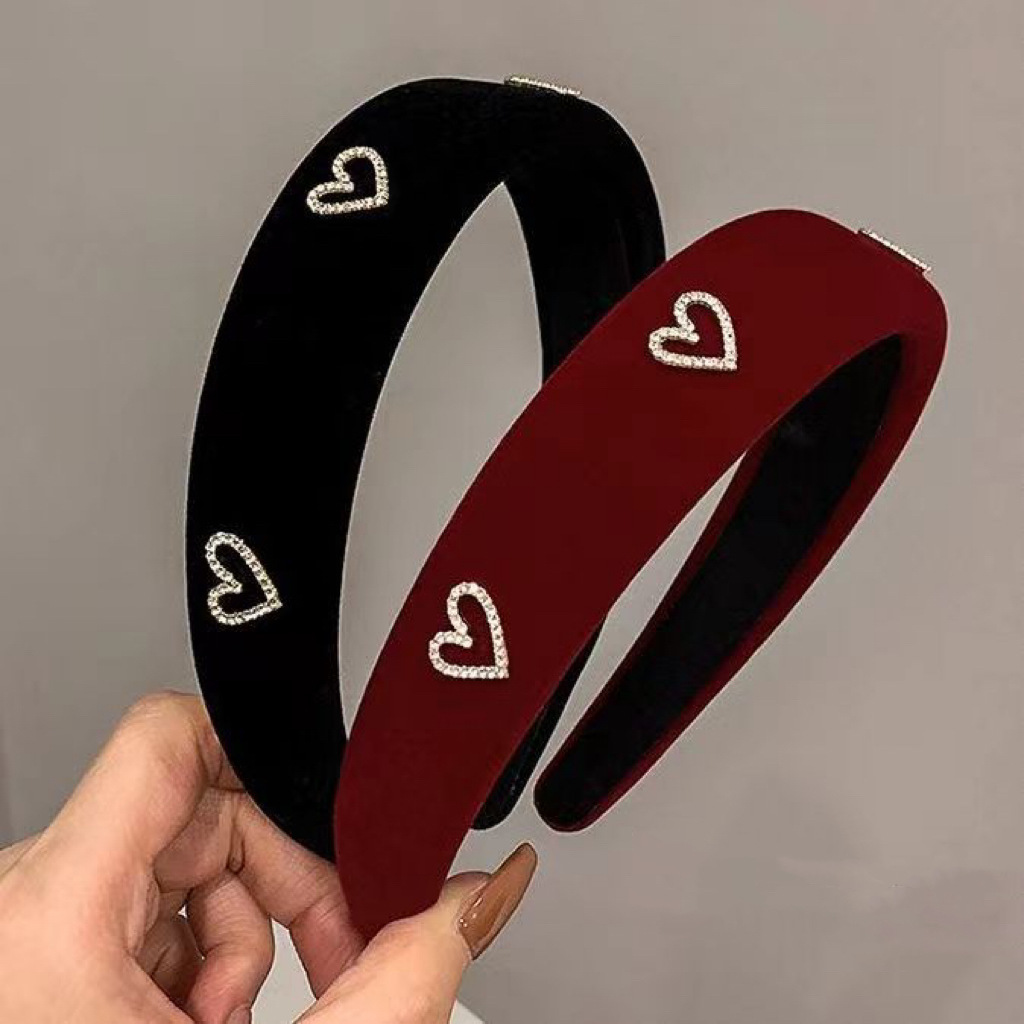 Vintage Chanel-Inspired Velvet Wide Headband