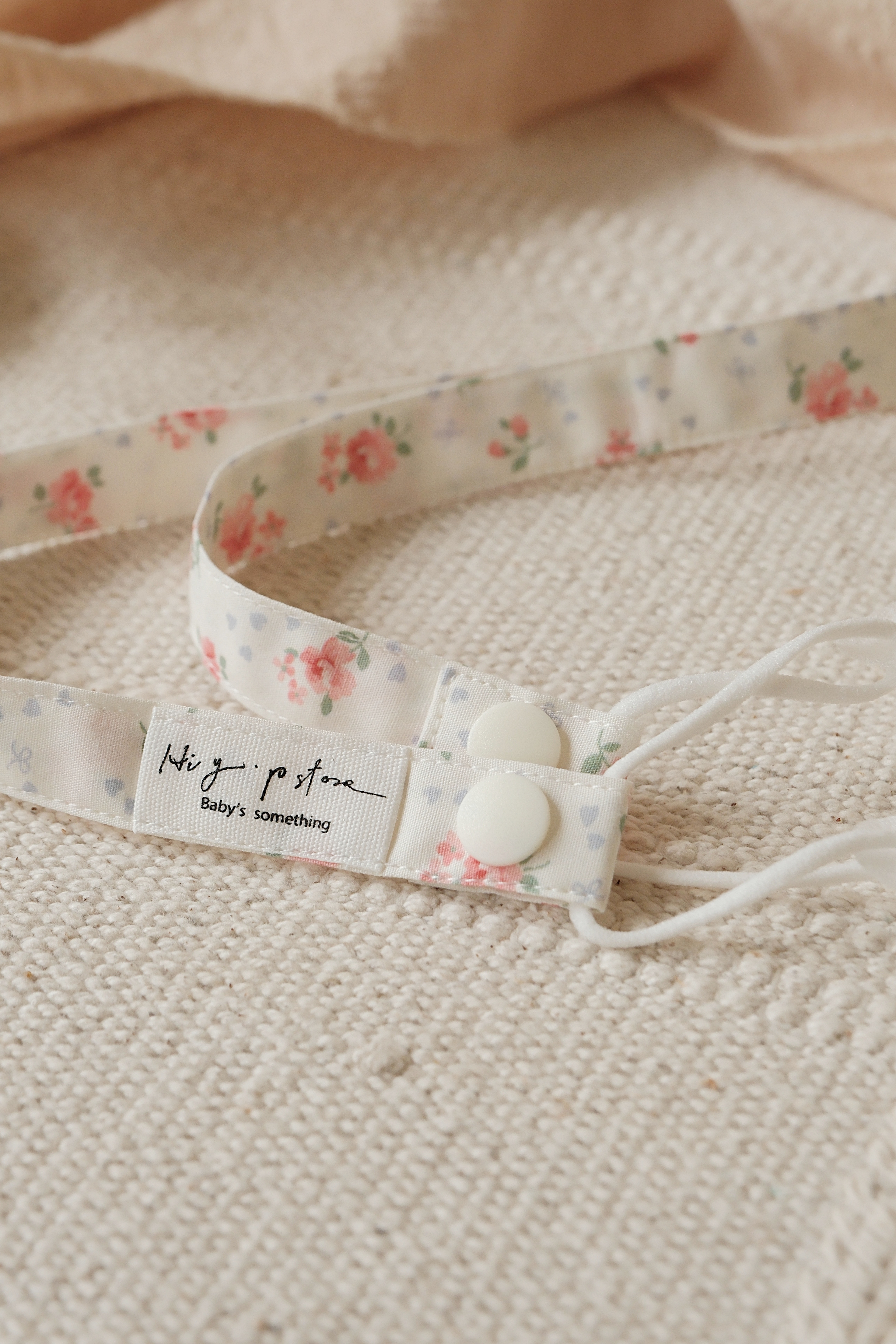 Hi Y.P store-口罩鍊-戀戀薔薇