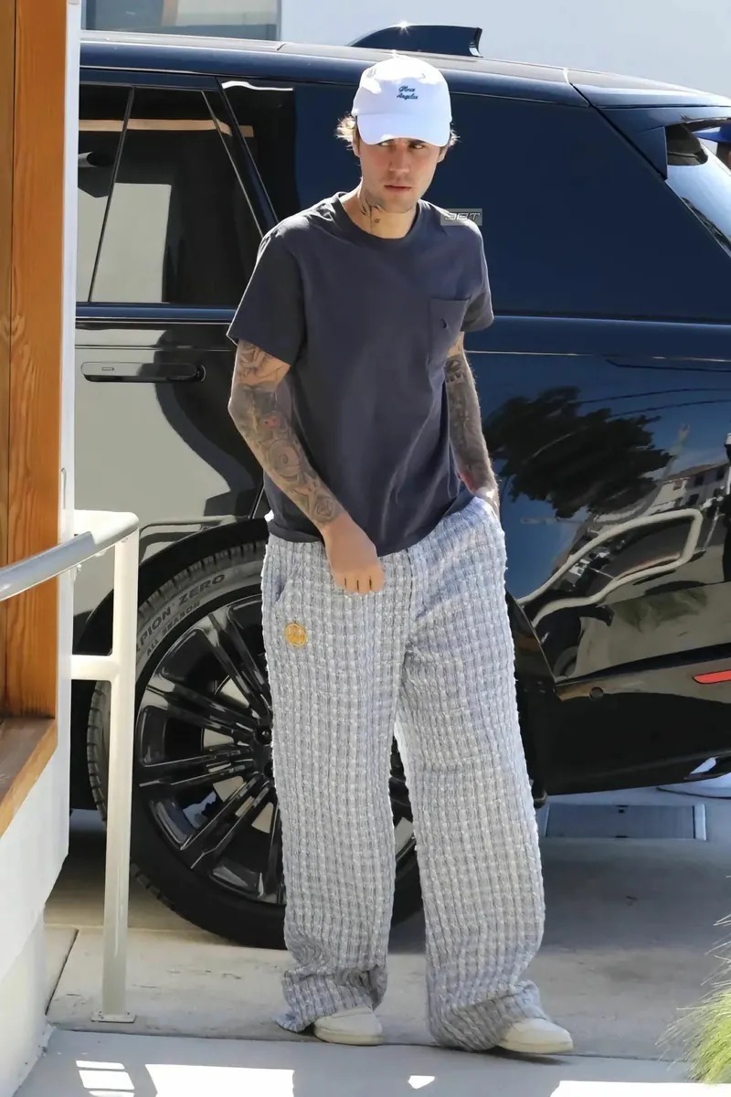 Drew House Bouclé  粗毛呢小香風刺繡笑臉 寬鬆休閒 長褲 小賈著用款