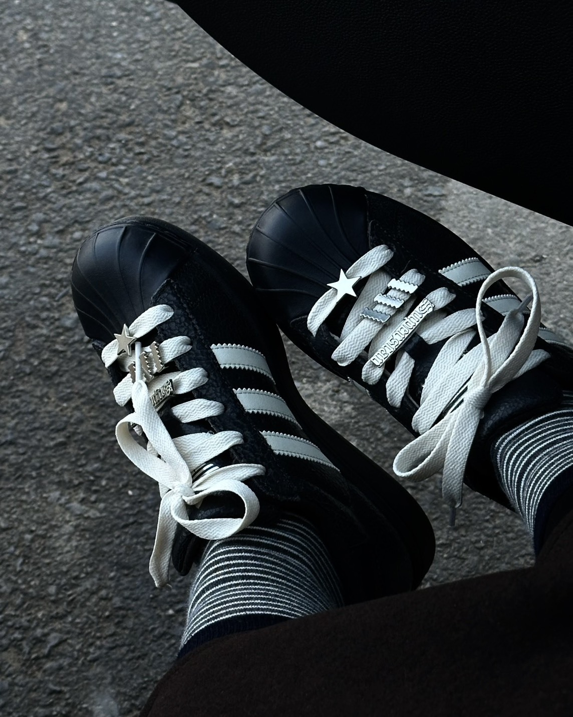 Adidas Originals Superstar 2 裂紋 皮革 星星裝飾 貝殼鞋 黑色