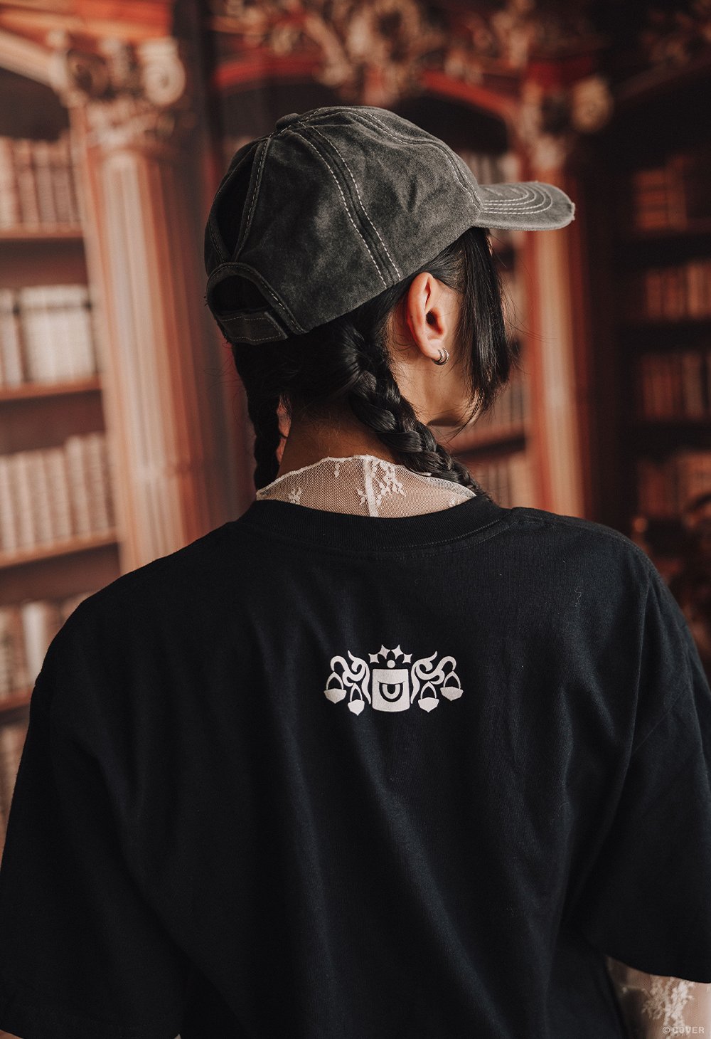 「官品代購」OMOCAT x hololive English -Justice - holoJustice T-Shirt