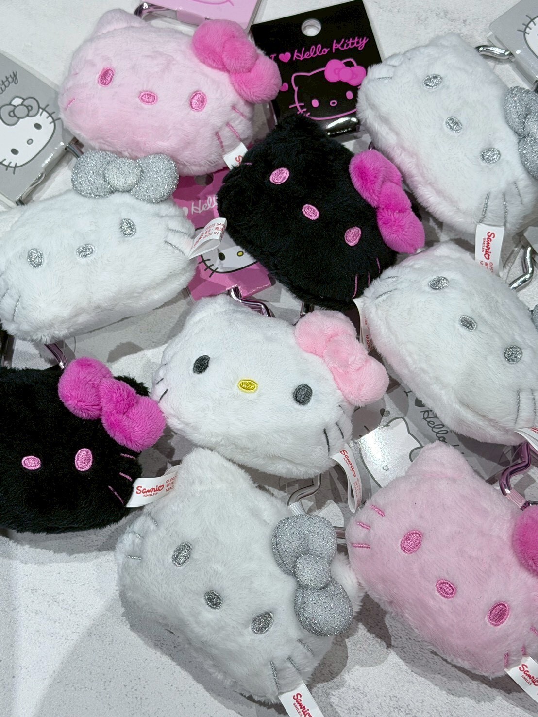 Hello Kitty 大頭娃娃吊飾 愛心扣 凱蒂貓 娃娃