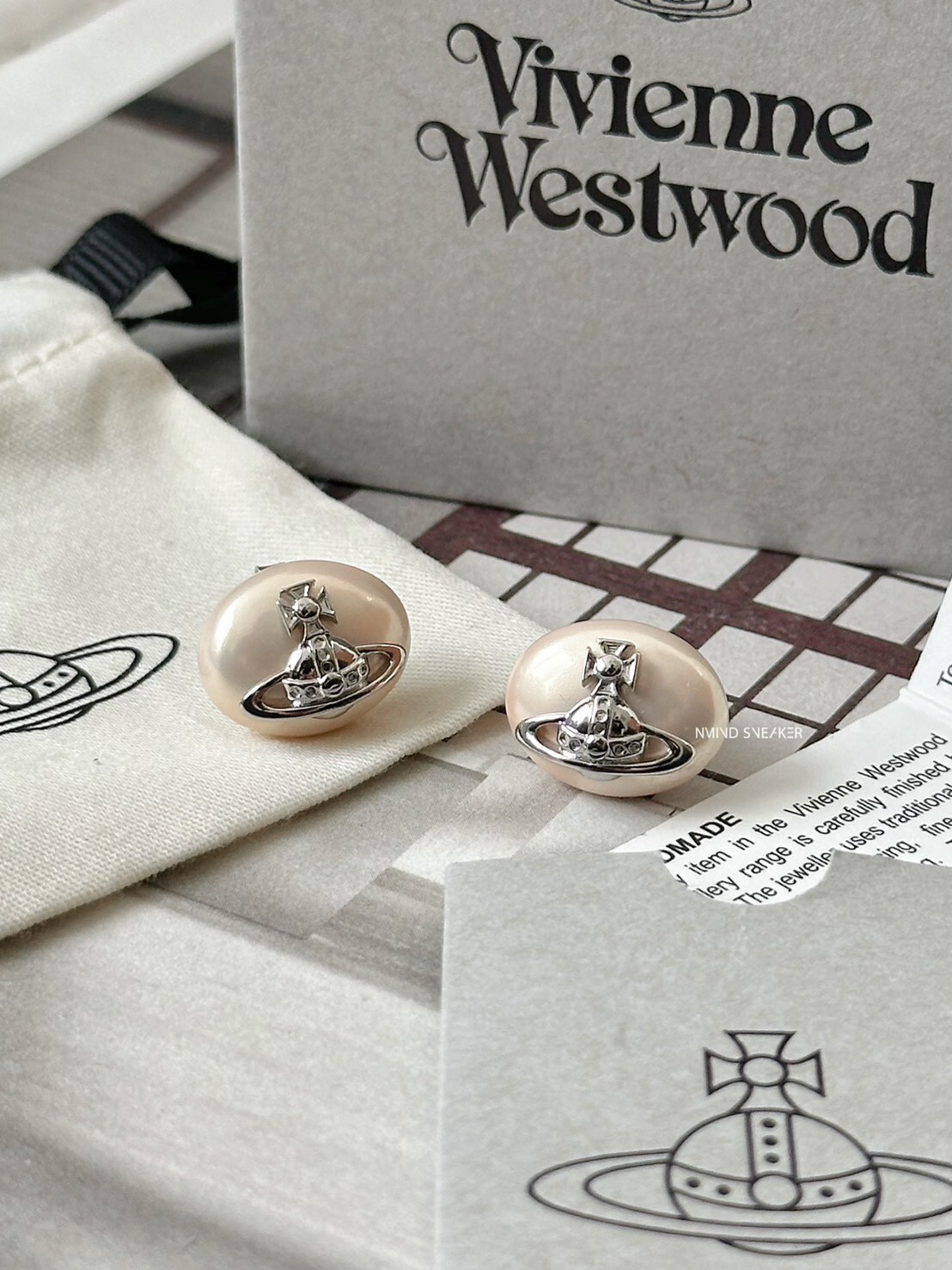 <快速出貨> Vivienne Westwood Lavinia 星球珍珠耳環