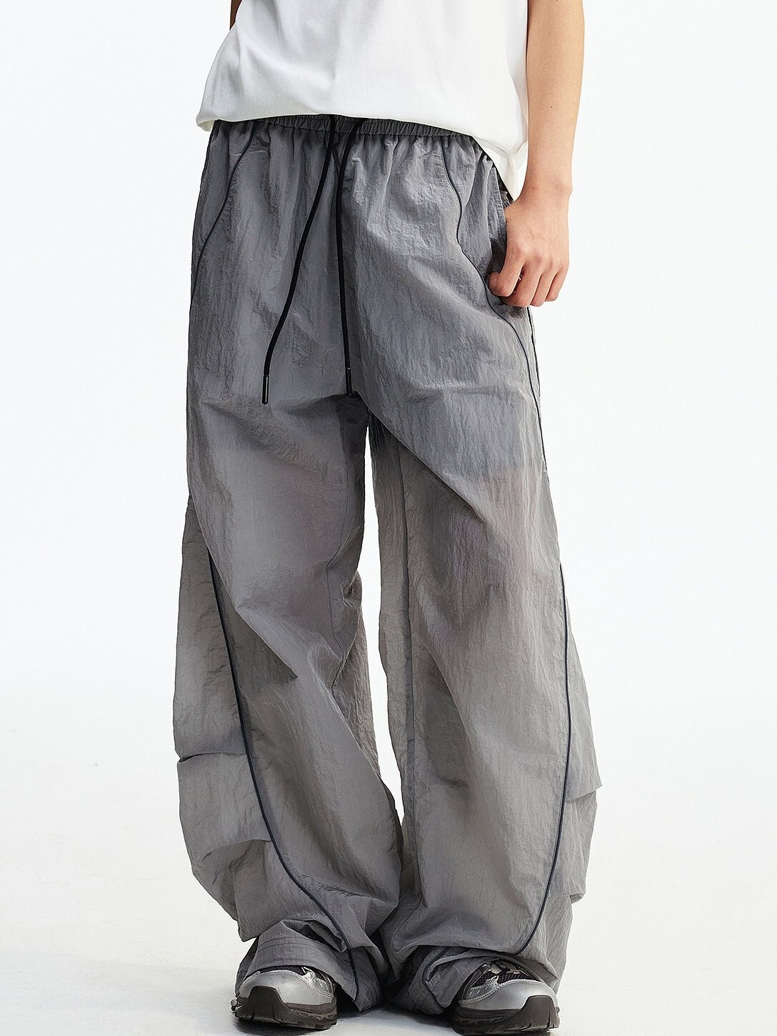 MEDM 褲腳抽繩 液態金屬肌理 輕薄機能 套裝 直筒長褲