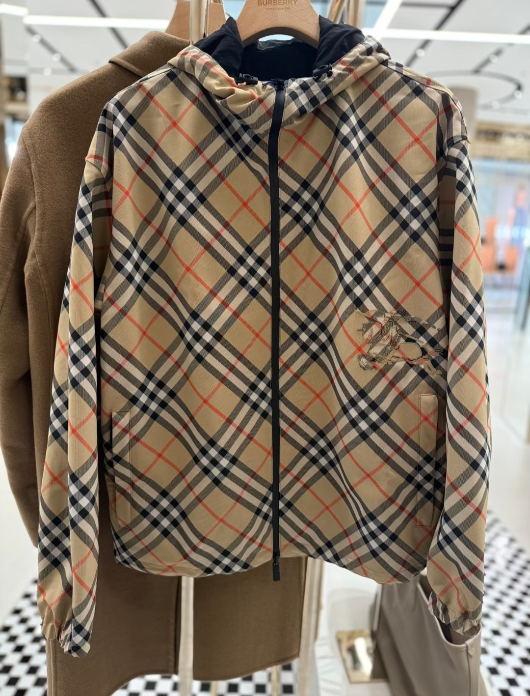 BBR 卡其色 經典格仔款 雙面風褸 男款