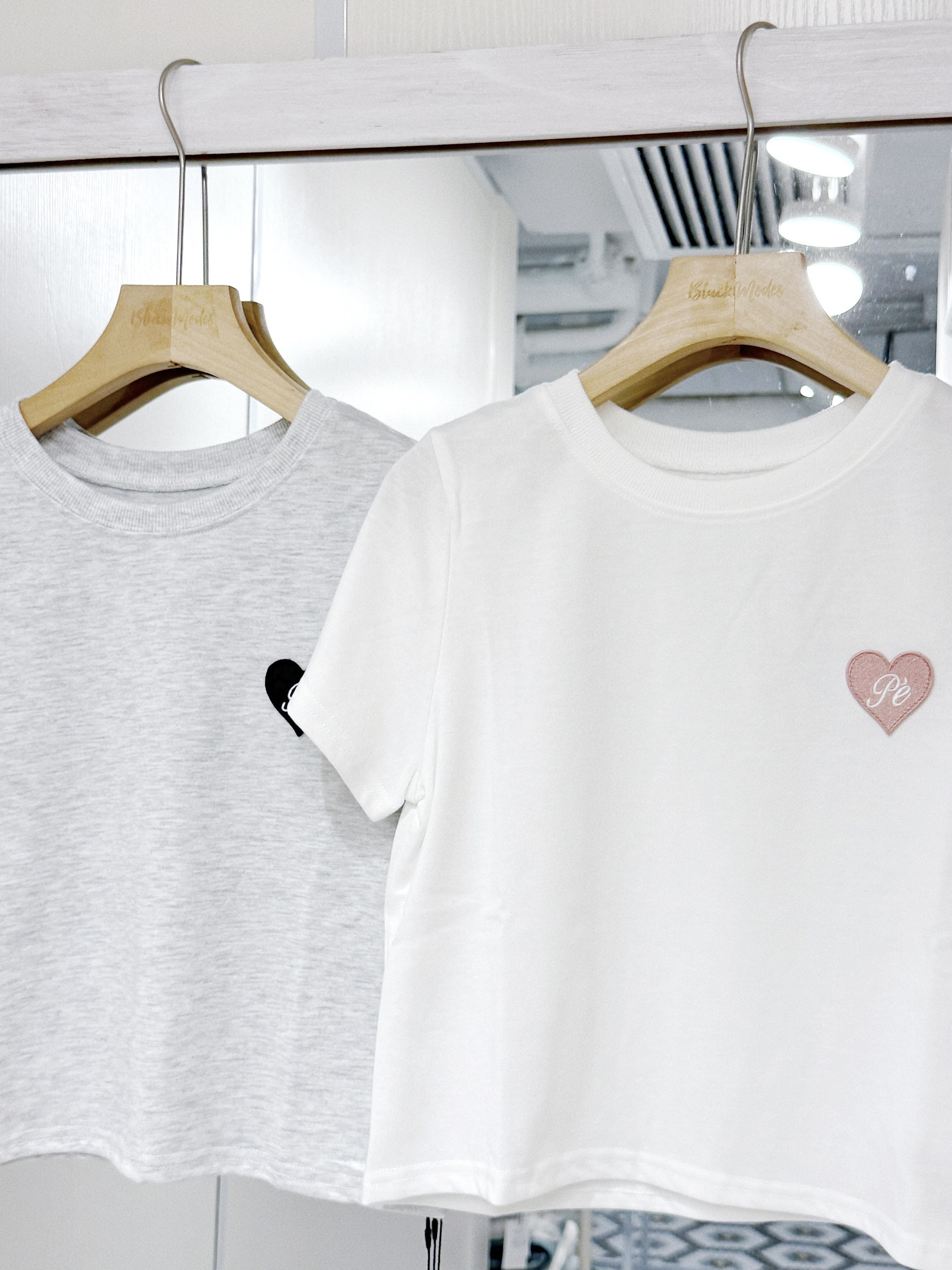 JP1221｜日本直送 ！ 簡約基礎心型小圖案 TEE 🩰˚˖𓍢˚.🎀༘⋆