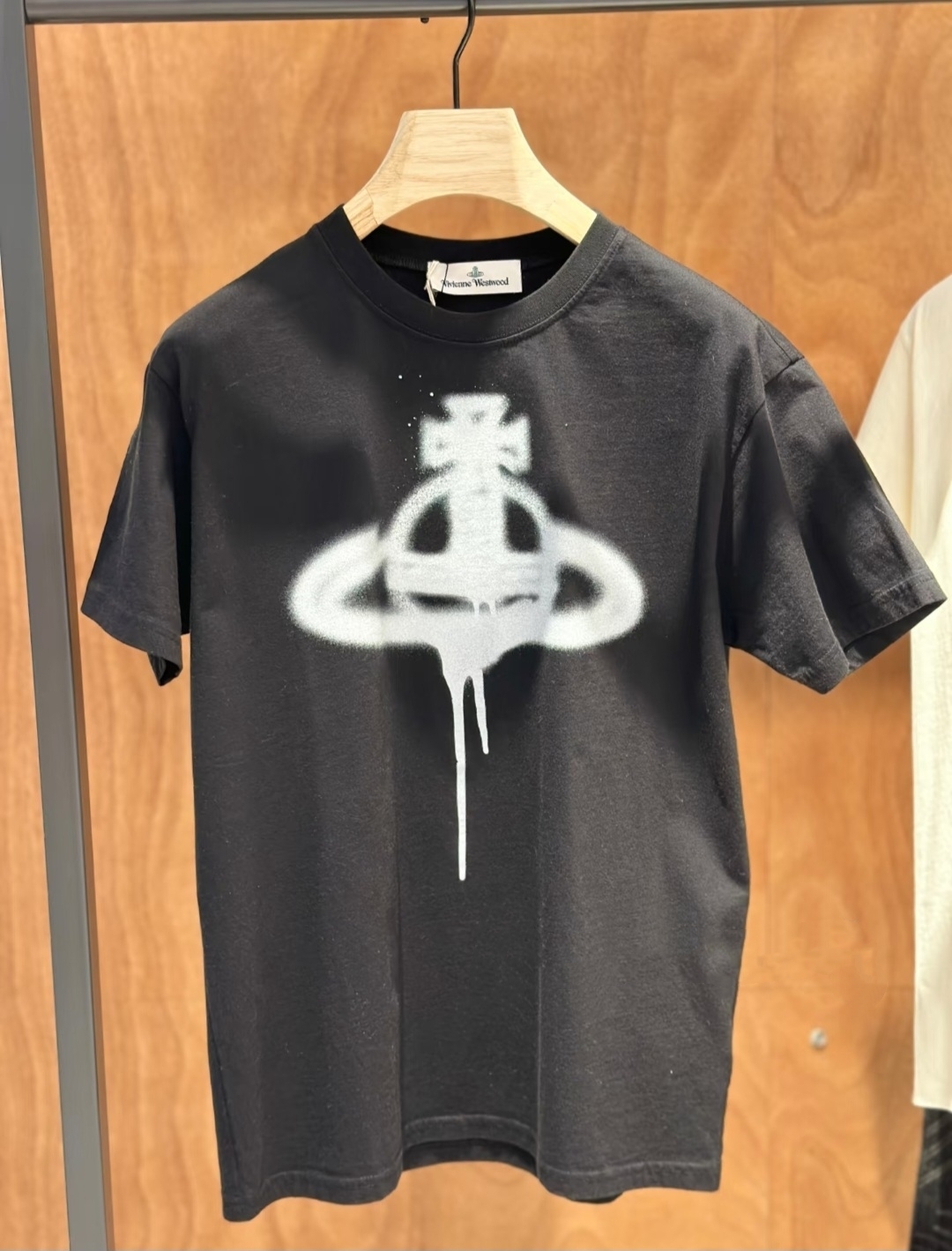 Vivienne Westwood 黑色 塗鴉土星圖案 Tee 男女可穿