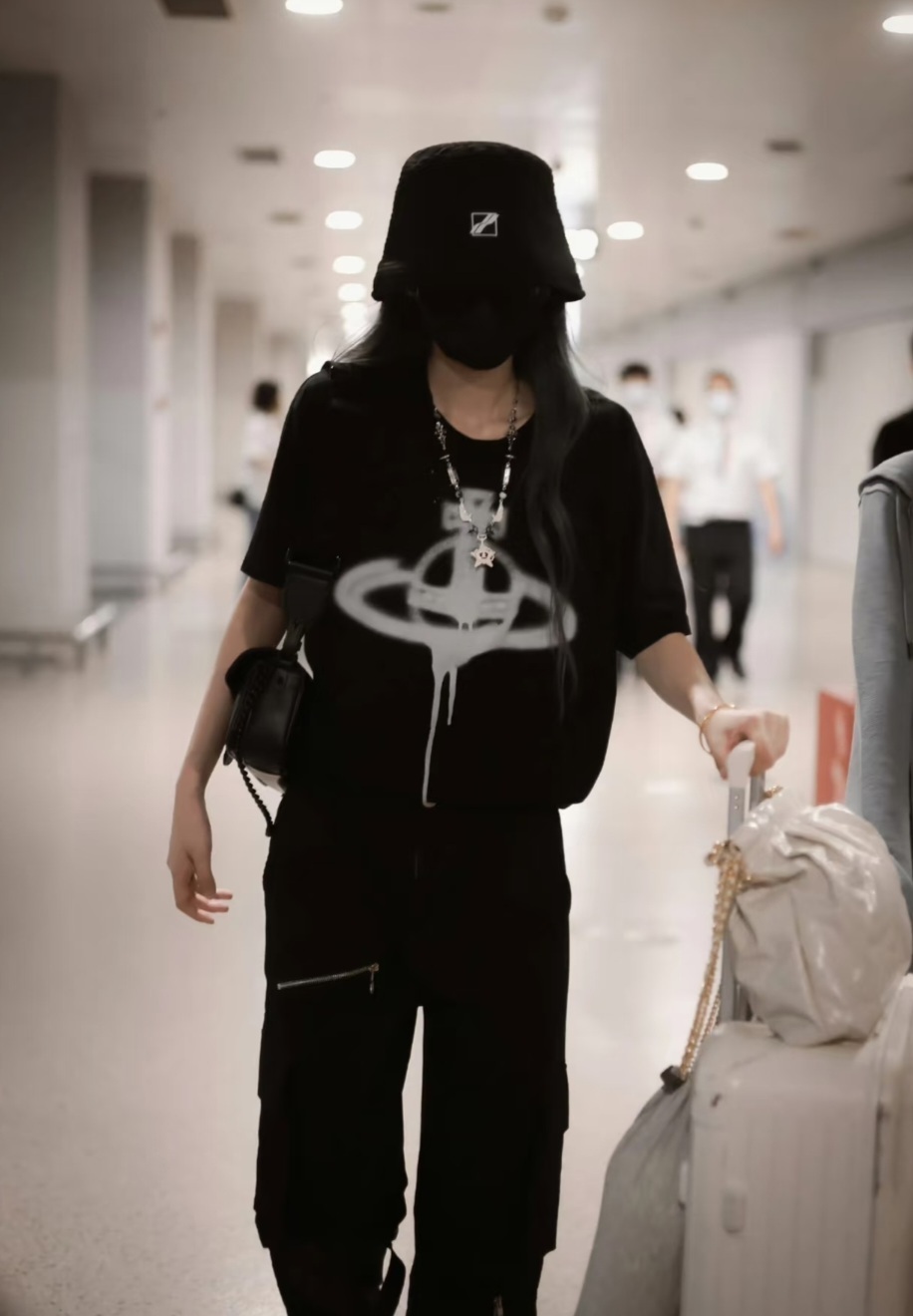 Vivienne Westwood 黑色 塗鴉土星圖案 Tee 男女可穿