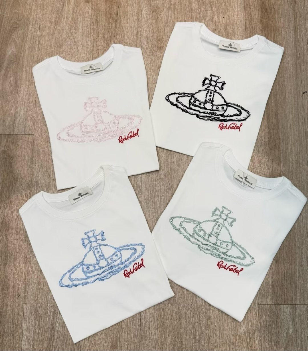 Vivienne Westwood 刺繡土星圖案 Tee 男女可穿