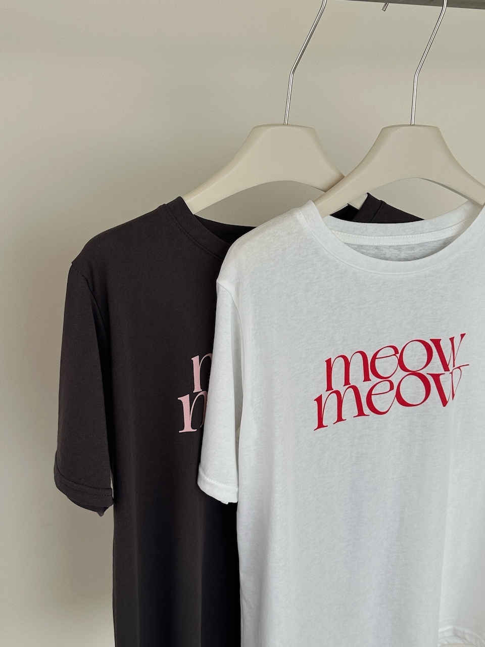 Meow Meow字母短袖Tee