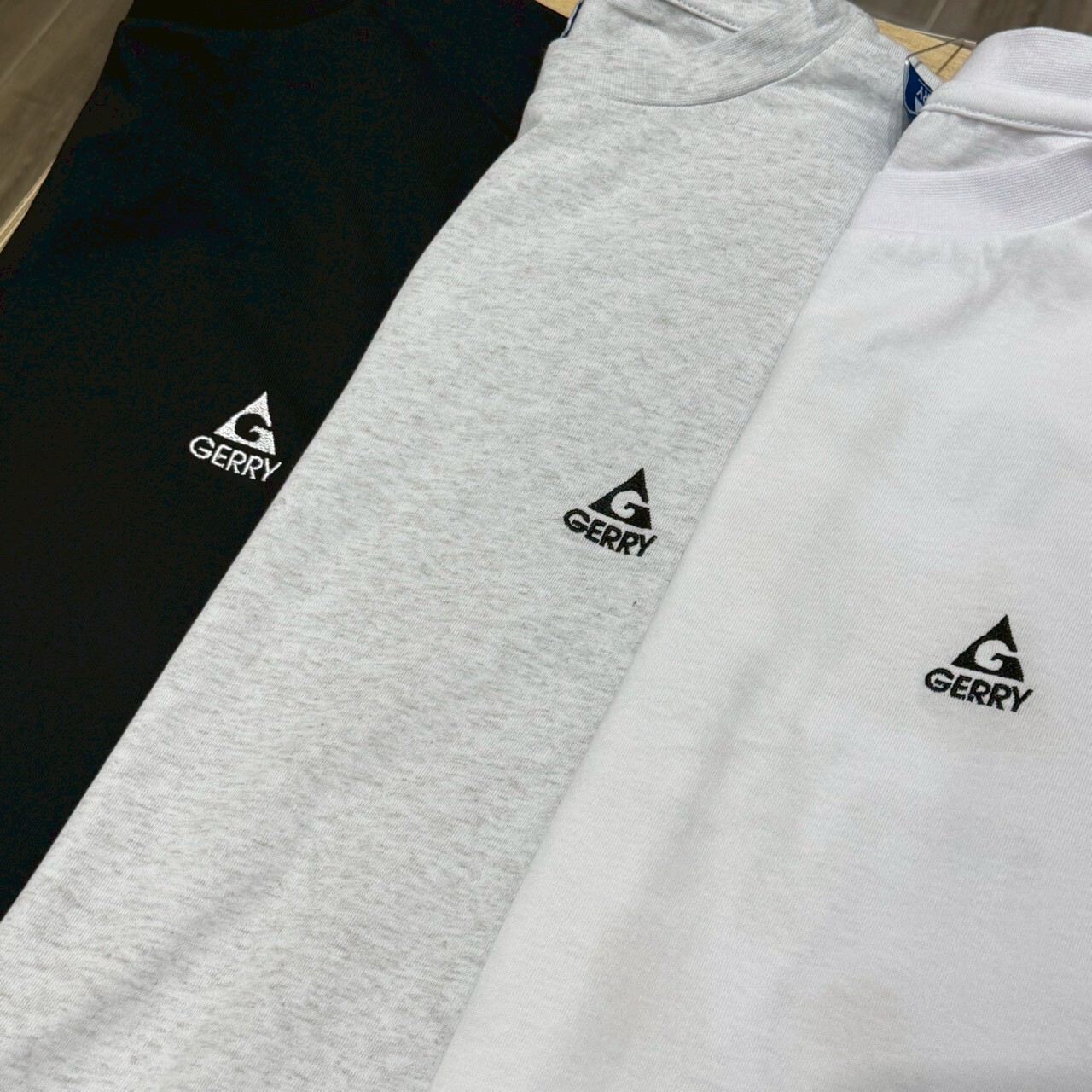 Gerry 等高線大圖騰短T GE26SU04