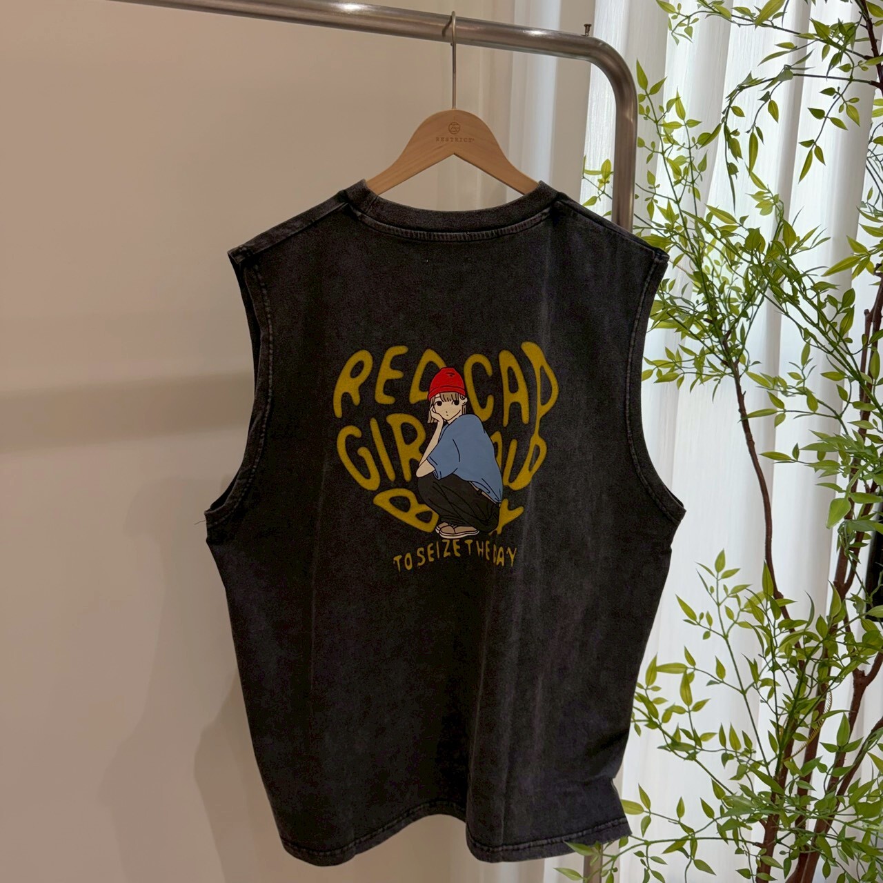 Red Cap Girl 復古插畫背心 24340R2