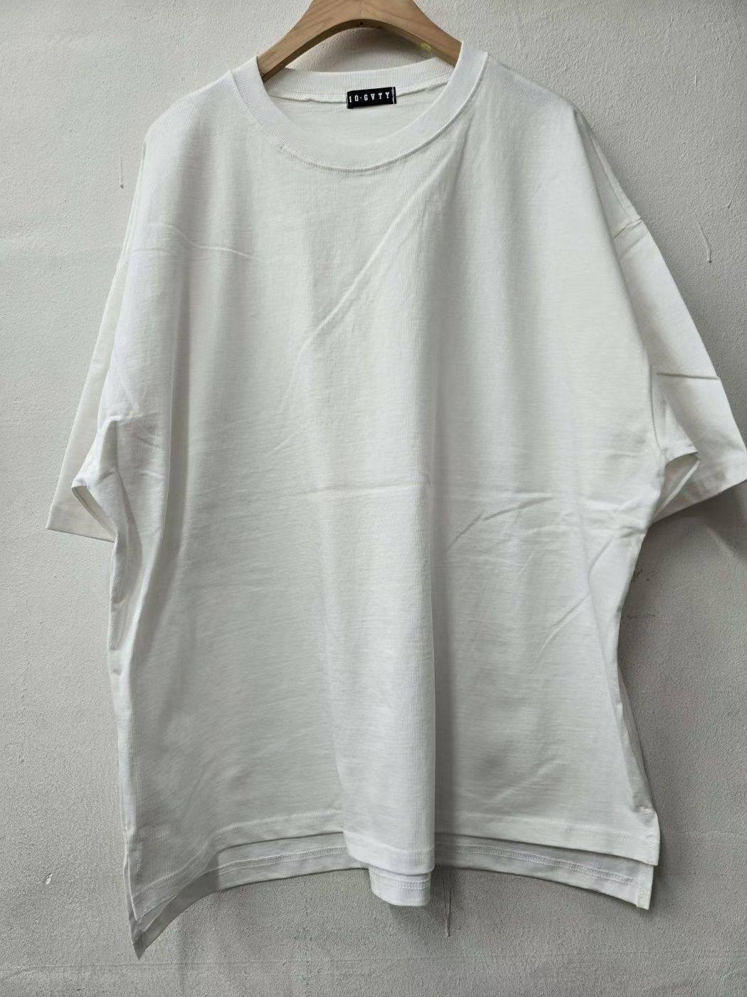 OverSize淨色短袖Tee 10.GVTY-0253T