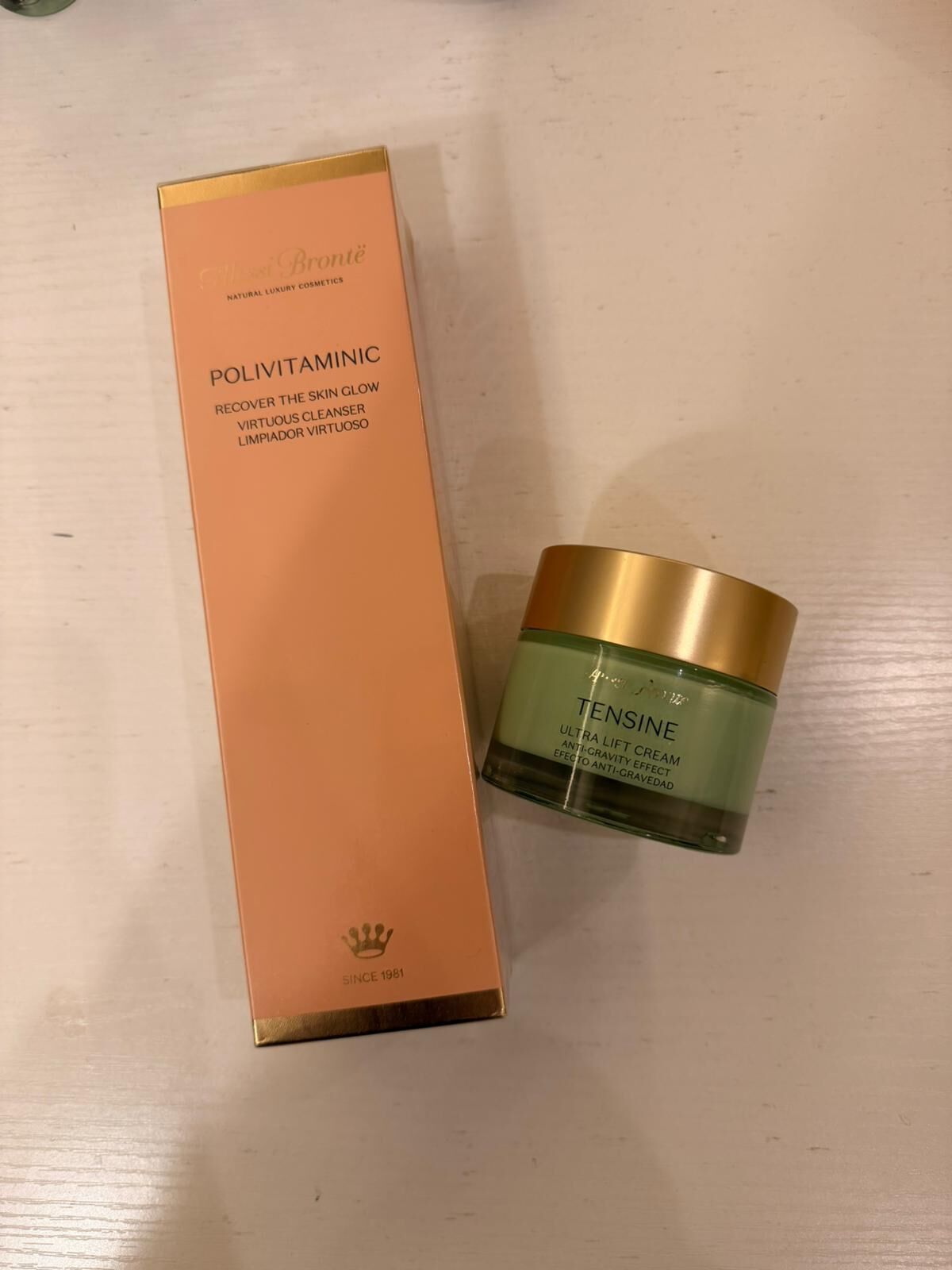 關鍵字S18.ALISSI BRONTE Tensine cream 50ml + polivitamin cleansing toning 200ml 優惠$588