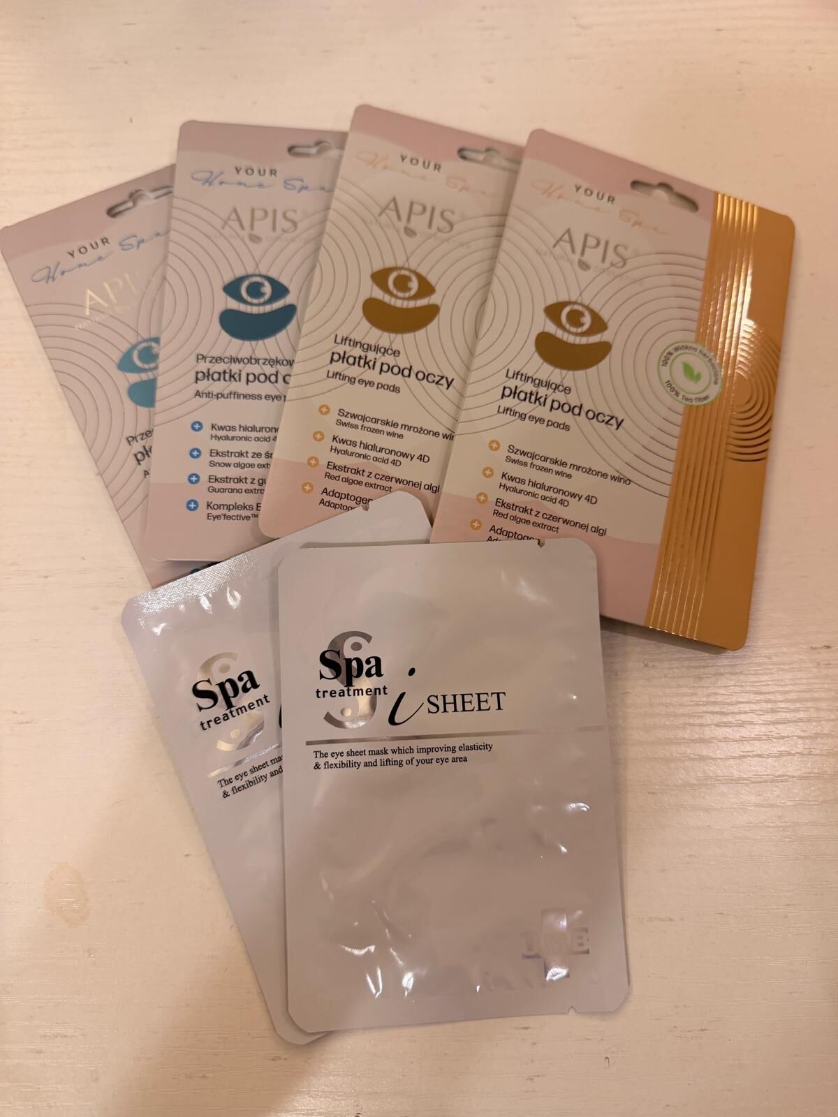 關鍵字S11.APIS LIFTING eye pads x2 + APIS ANTI-PUFFINESS eye pads x 2 優惠$148