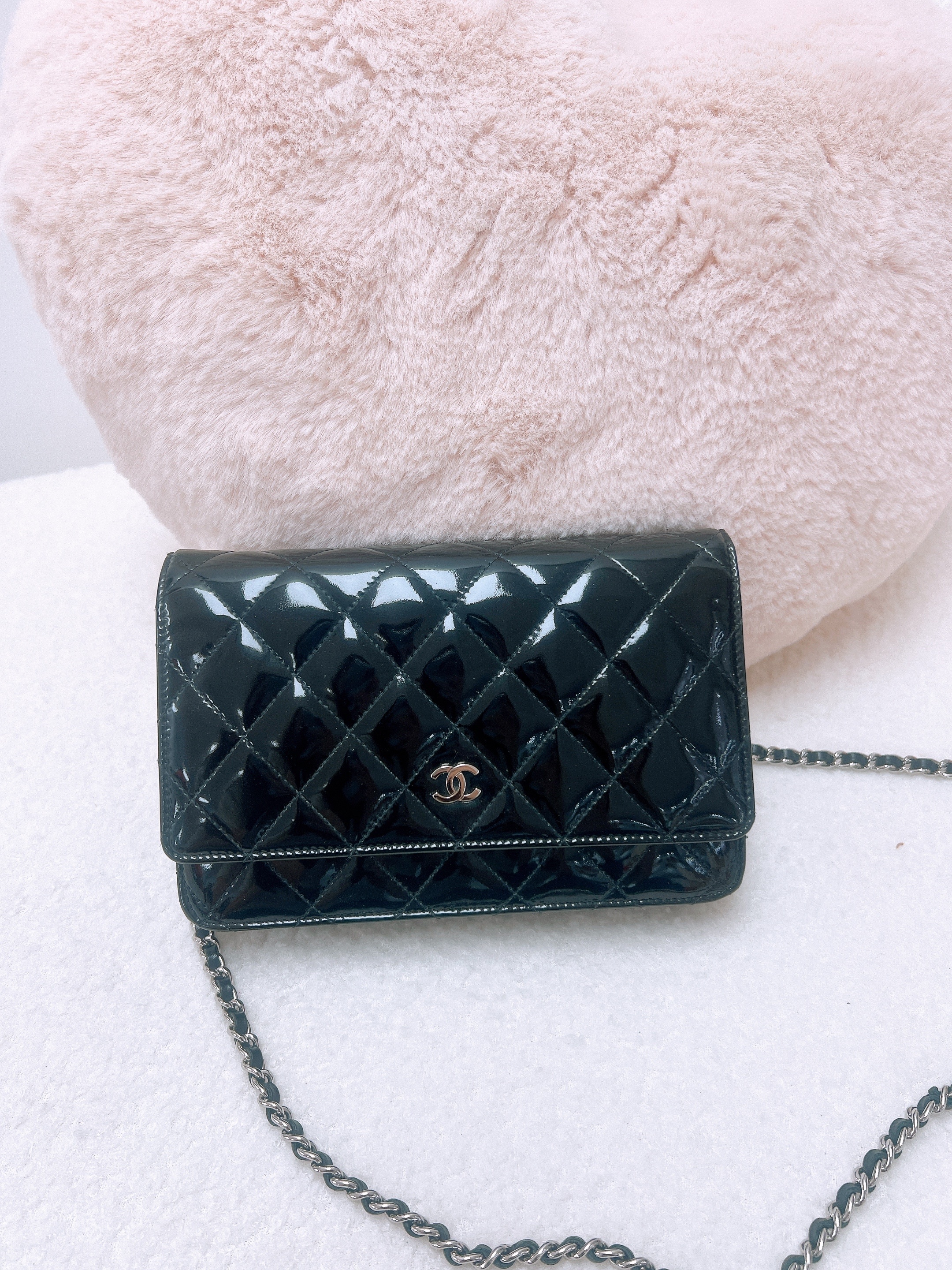 Chanel woc / wallet on chain (black patent silver)