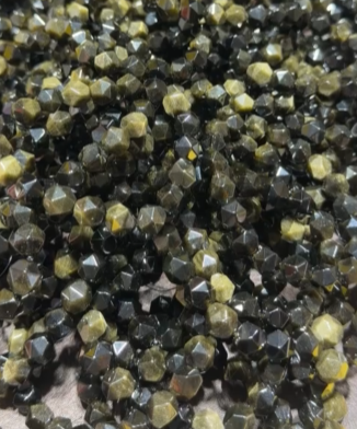 260411 - C32 10mm+珠寶切金曜石手串