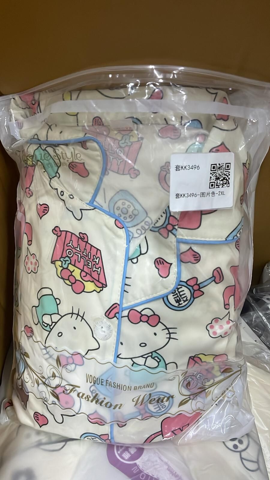 現貨 SANRIO 夏季牛奶絲睡衣3件 套（#919大E)