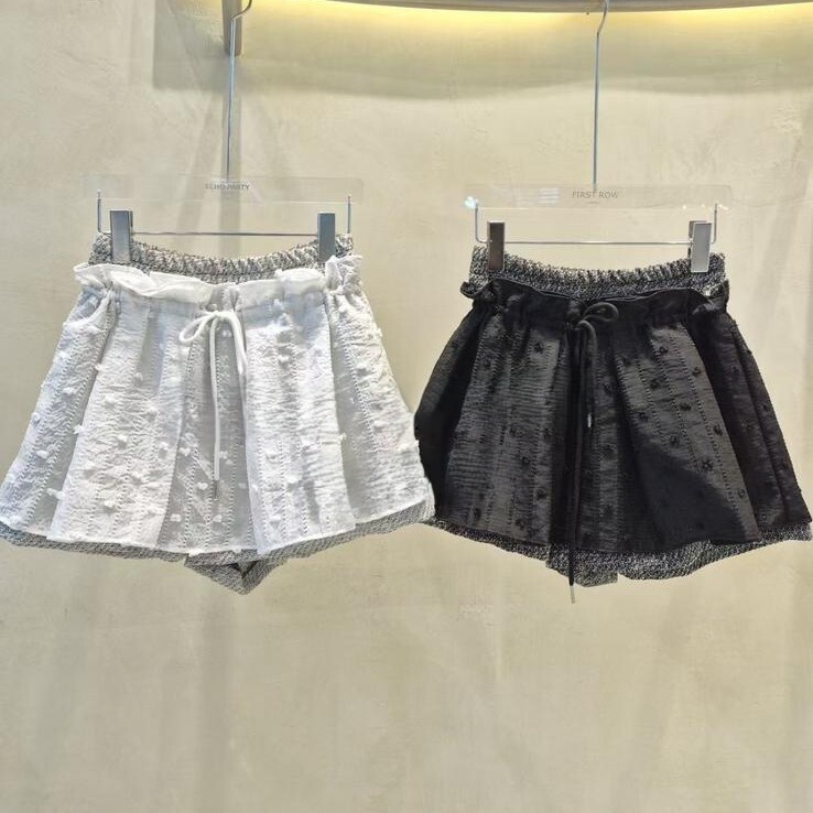 EY10    橡根褲 腰 25-36HIP 47   長 13.5   $499 (一口價)  校長自留款