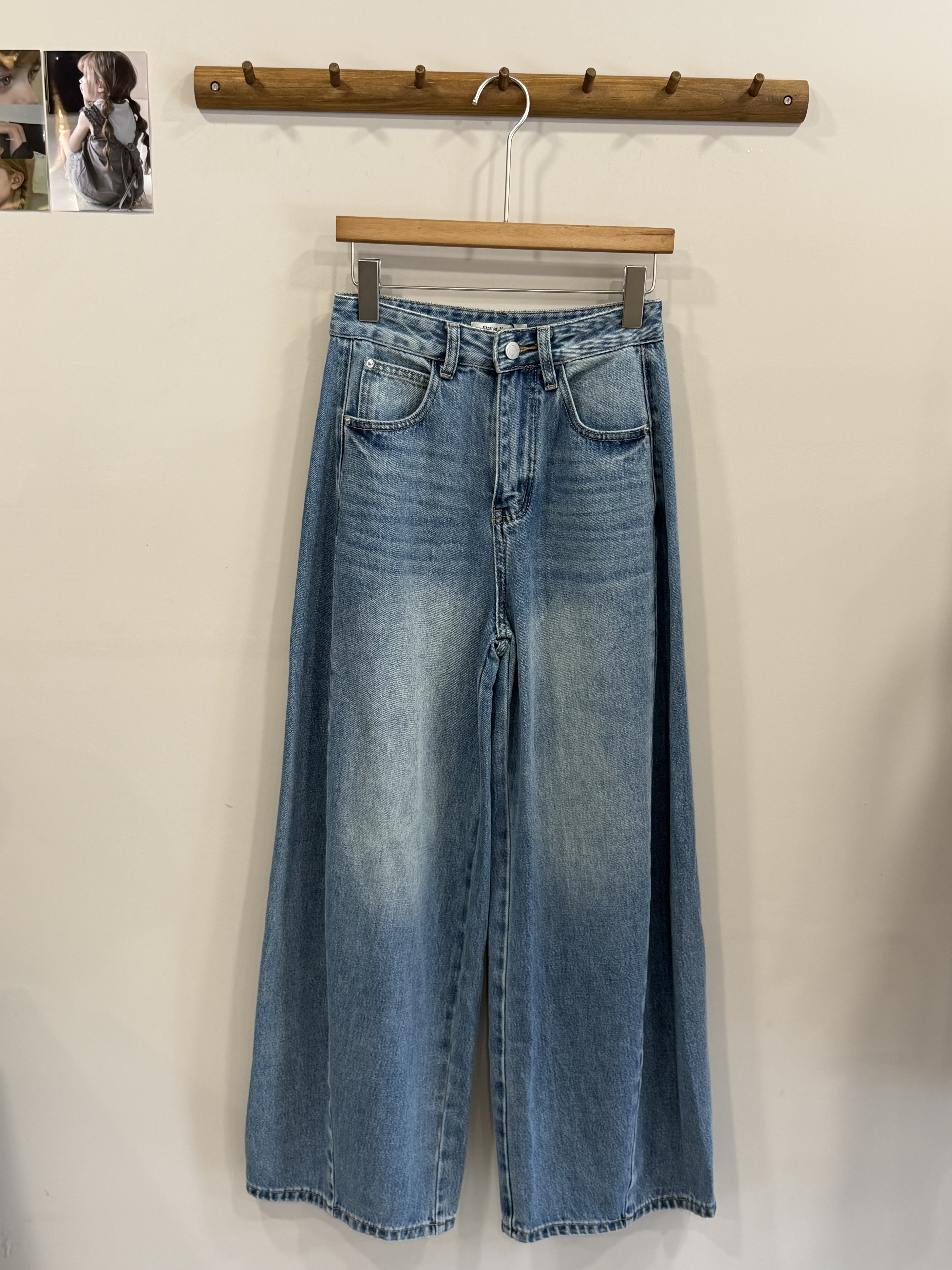W00157牛仔彎刀褲