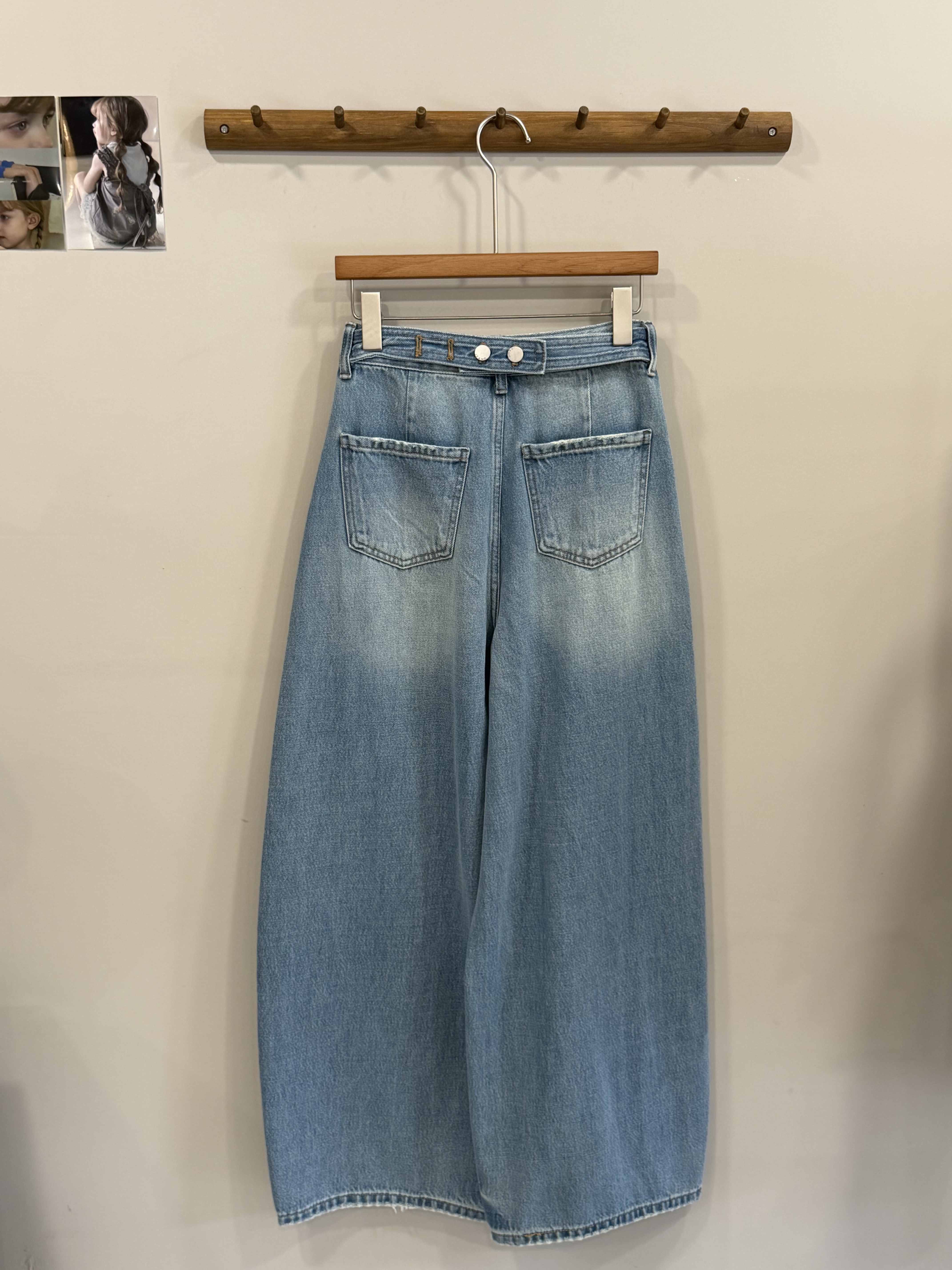 W00158牛仔彎刀褲