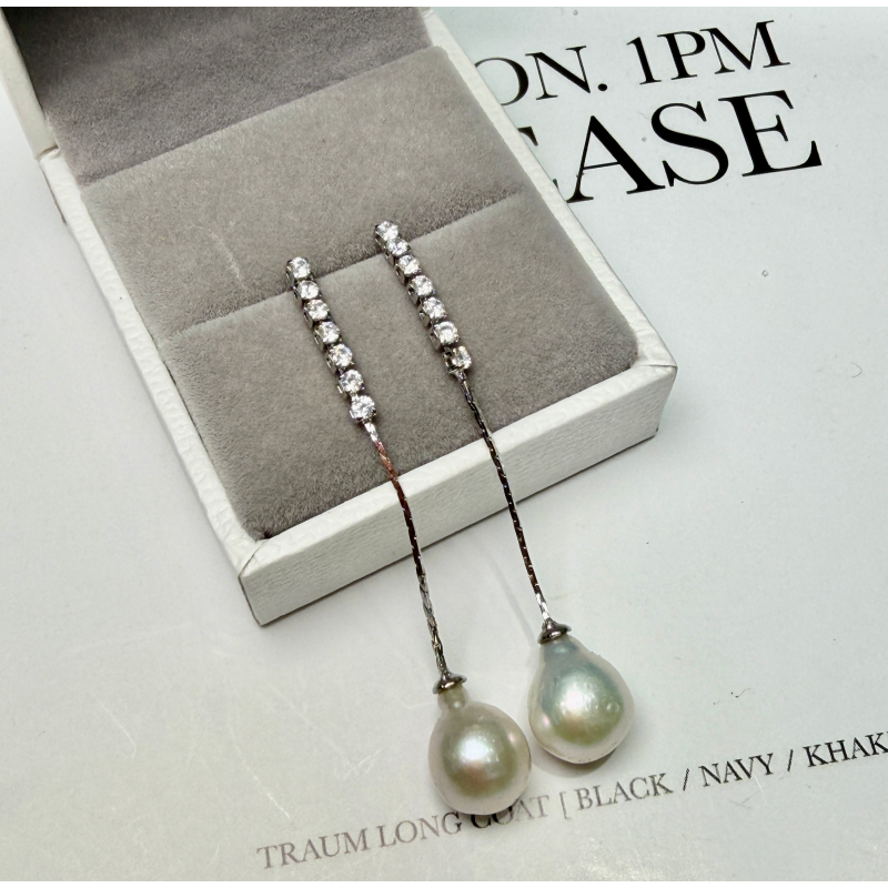 HKAG0412-032 巴洛克珍珠長耳環 (A32)