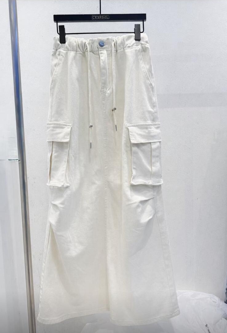 CQ13 長裙 S:腰23-29 hip 38-40 長37 / M:腰24-30 hip 長37 L:腰25-31 hip 40長37.5 $499 (一口價)