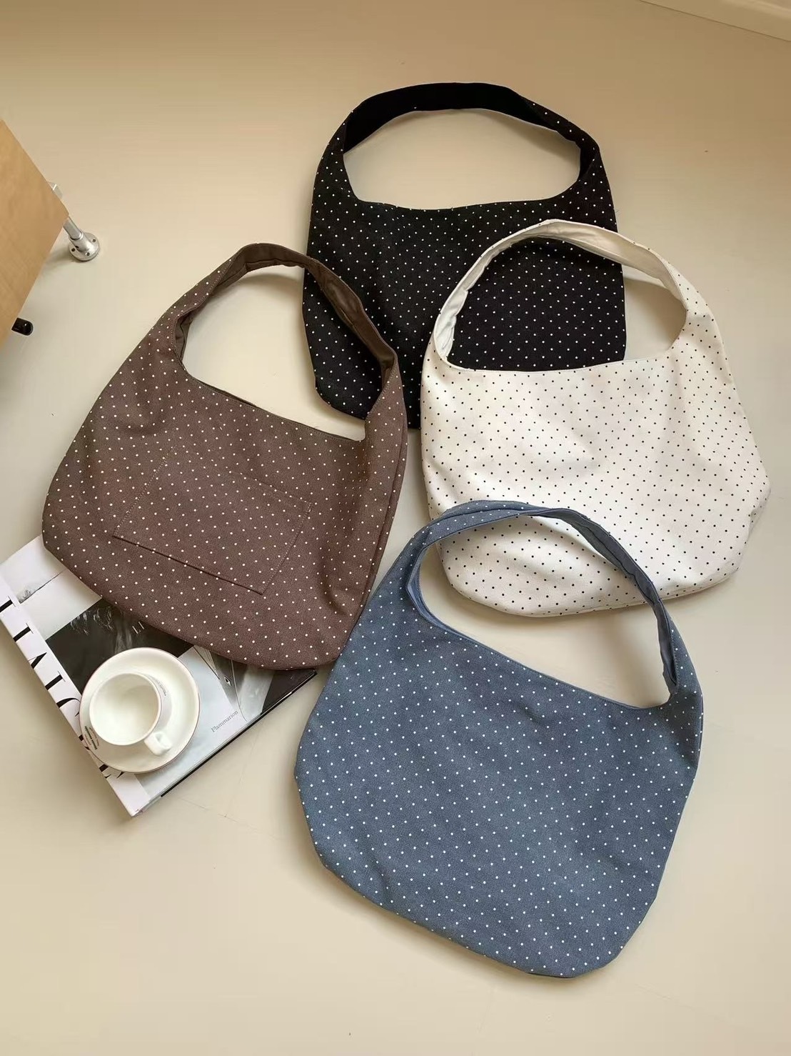 B206可愛點點手拿包