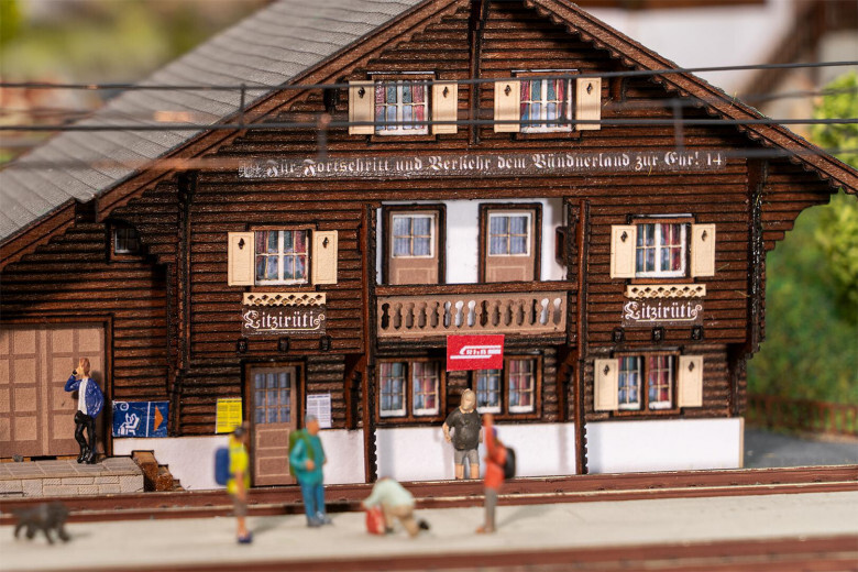 Faller 212127 N scale Litzirüti Railway station