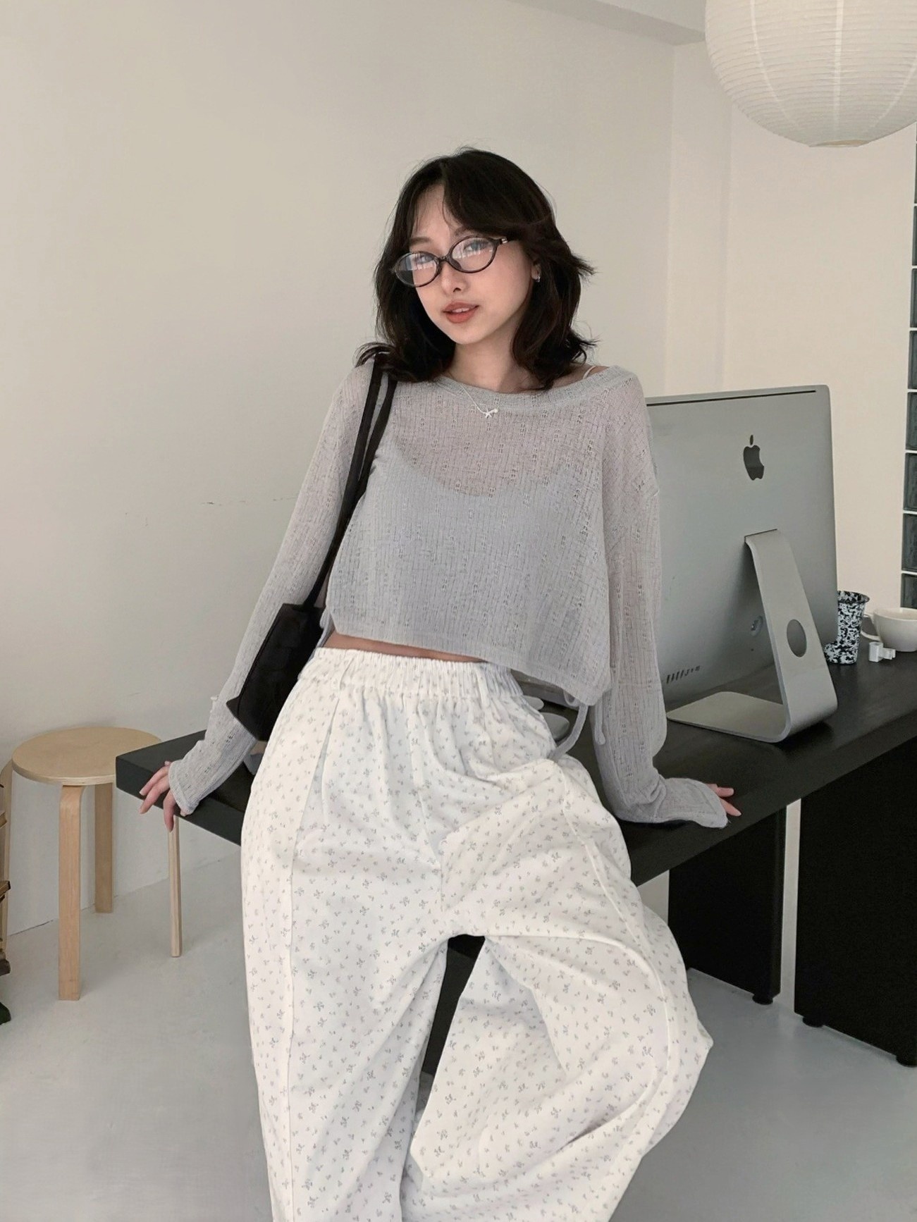 /𝙘𝙝𝙞𝙝 𝙢𝙖𝙙𝙚/ 貝殼收藏家 側抓皺透膚上衣
