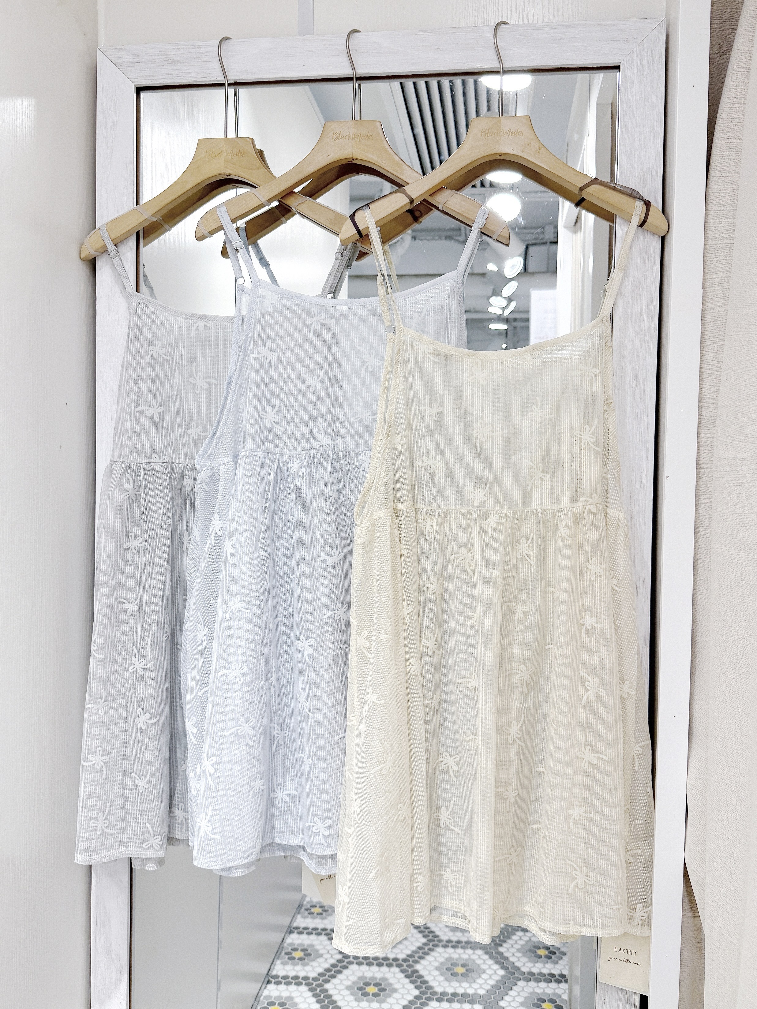 EA1252｜春田花花蝴蝶結可調節吊帶ops⋆.𐙚˚