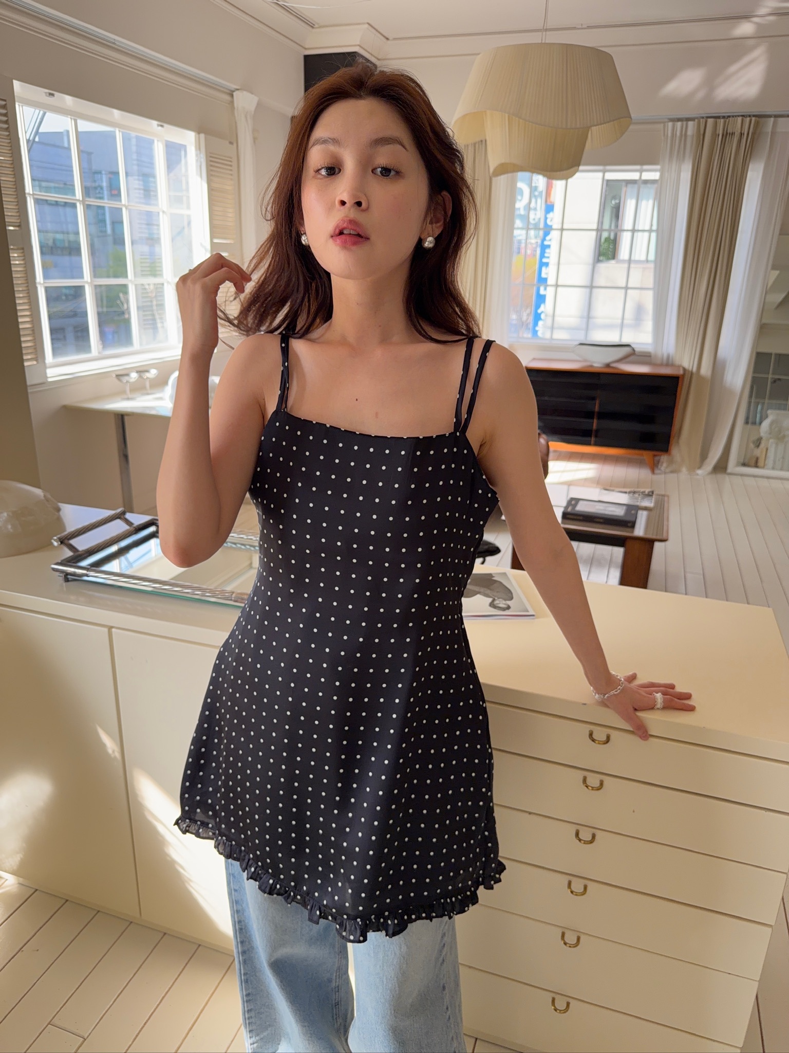 A37/凡爾賽宮內碎花點點細肩洋裝